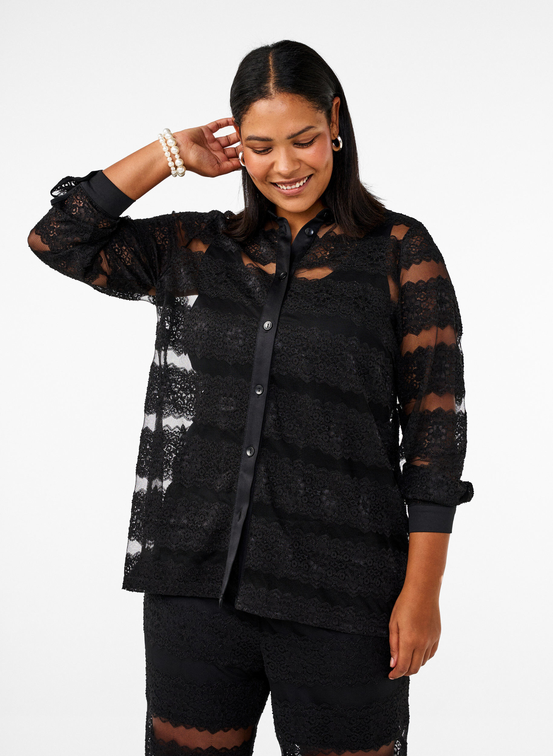 Zizzi Losse blouse met kant en doorschijnend mesh, Black, Model image number 0
