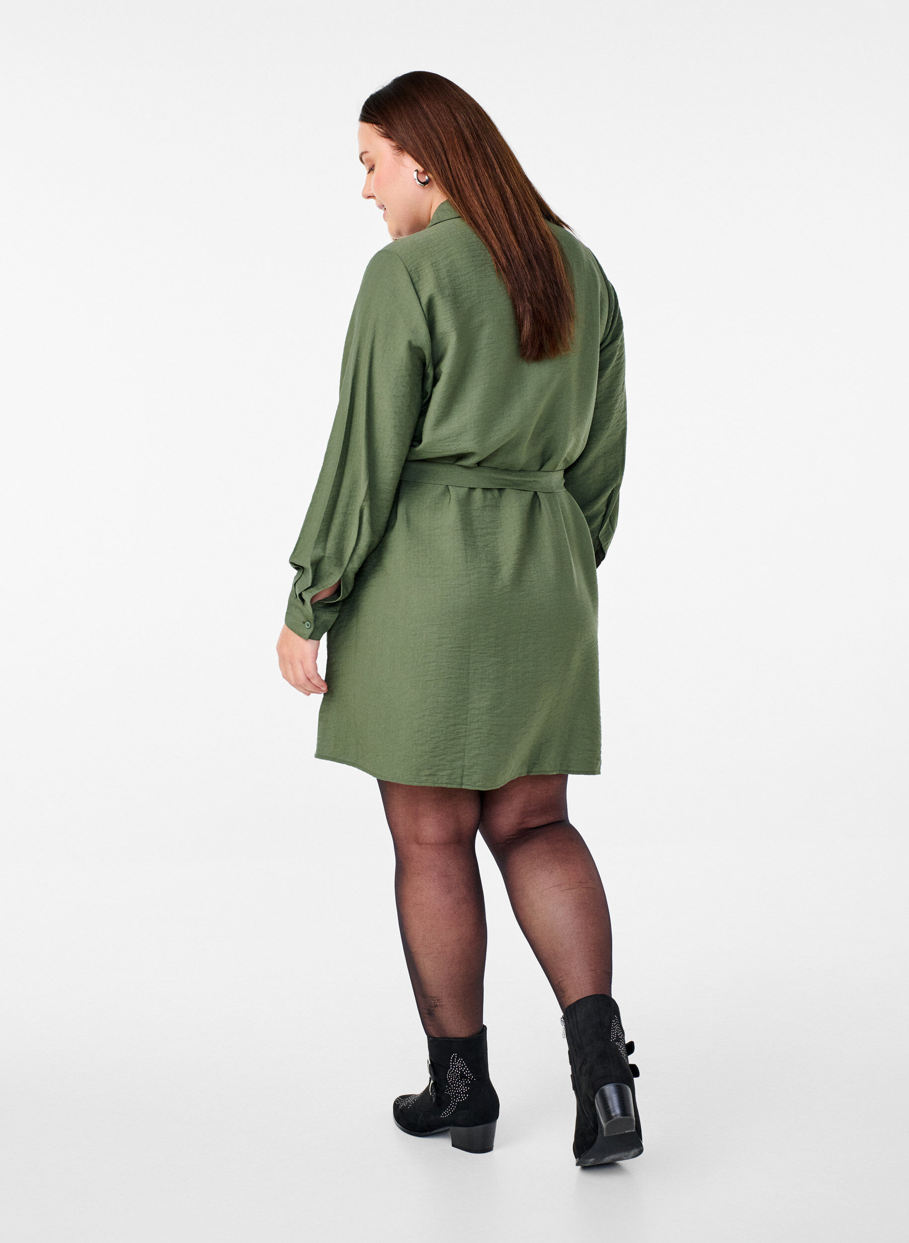 Zizzi Jurk met lange mouwen en strikriem, Groen, Model image number 2
