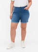 High Waist denim shorts met slim fit, Medium Blue Denim, Model image number 2