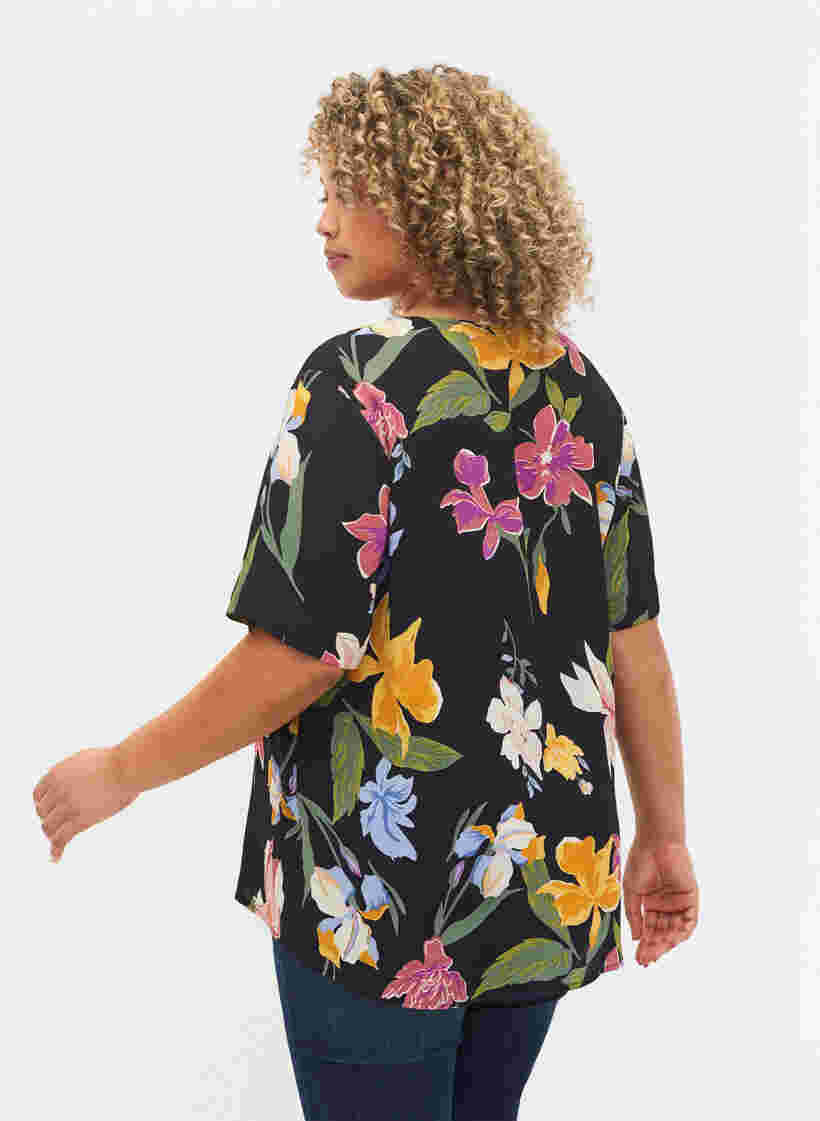 Viscose blouse met korte mouwen en bloemenprint, Big Flower AOP, Model image number 1