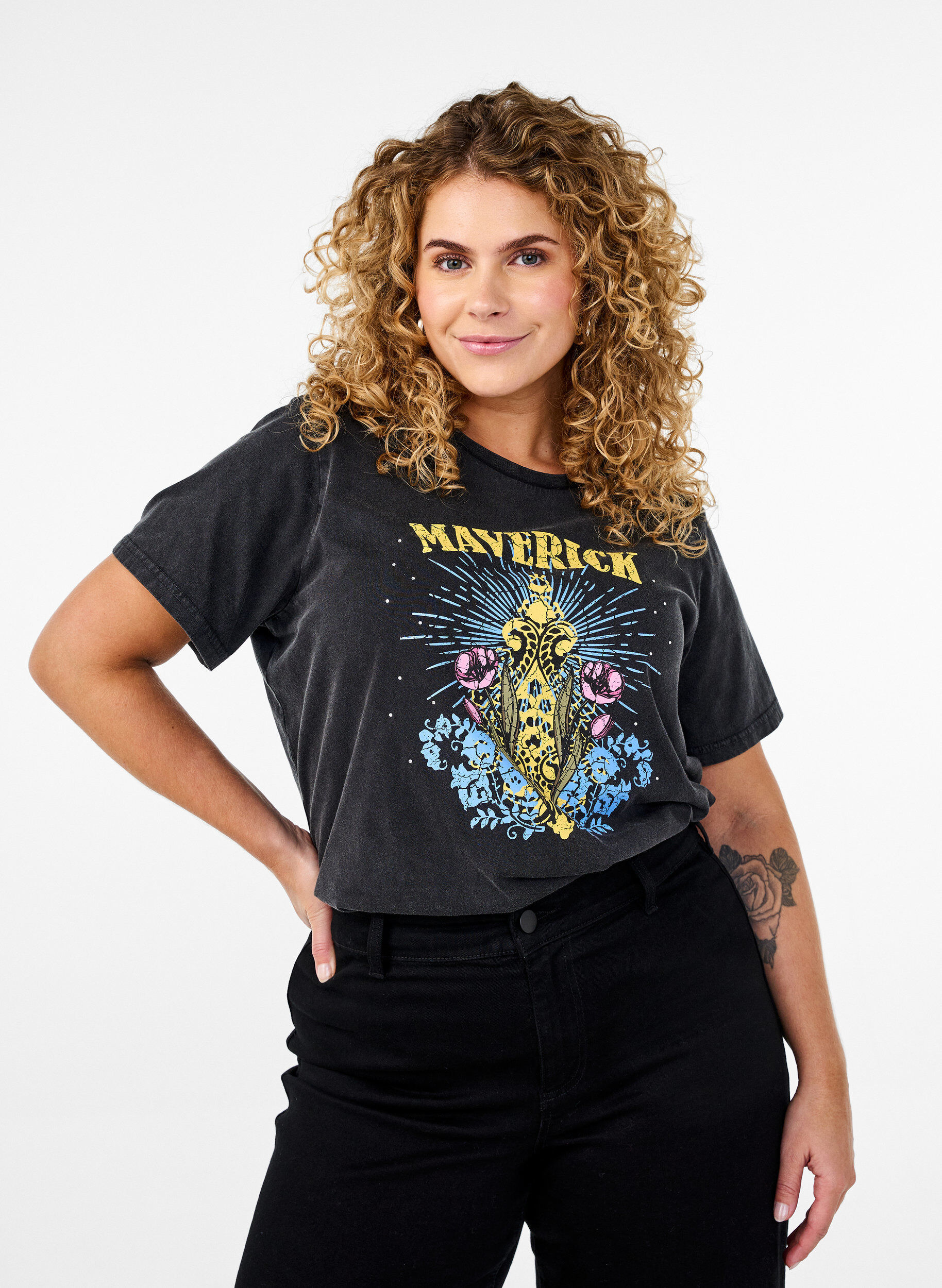 Zizzi T-shirt in biologisch katoen met grafische print, Grijs, Model image number 0