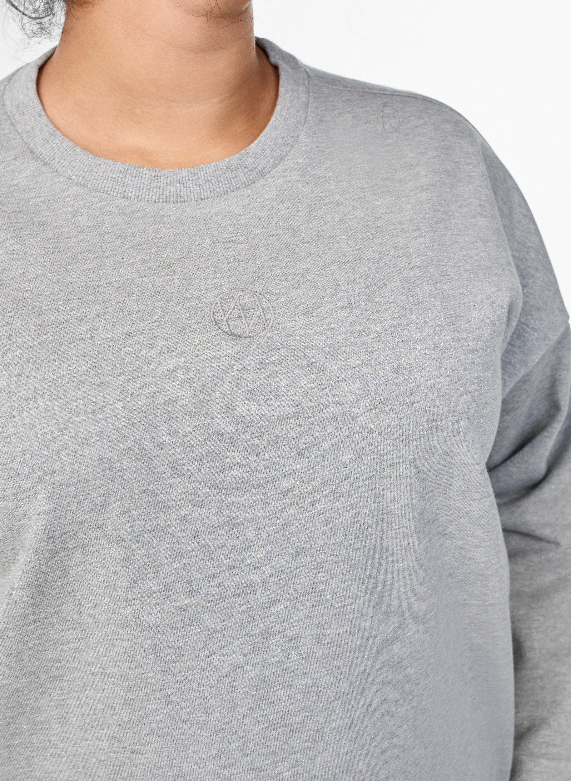 Zizzi Sweatshirt met glittergaren en splitjes, Grijs, Model image number 3