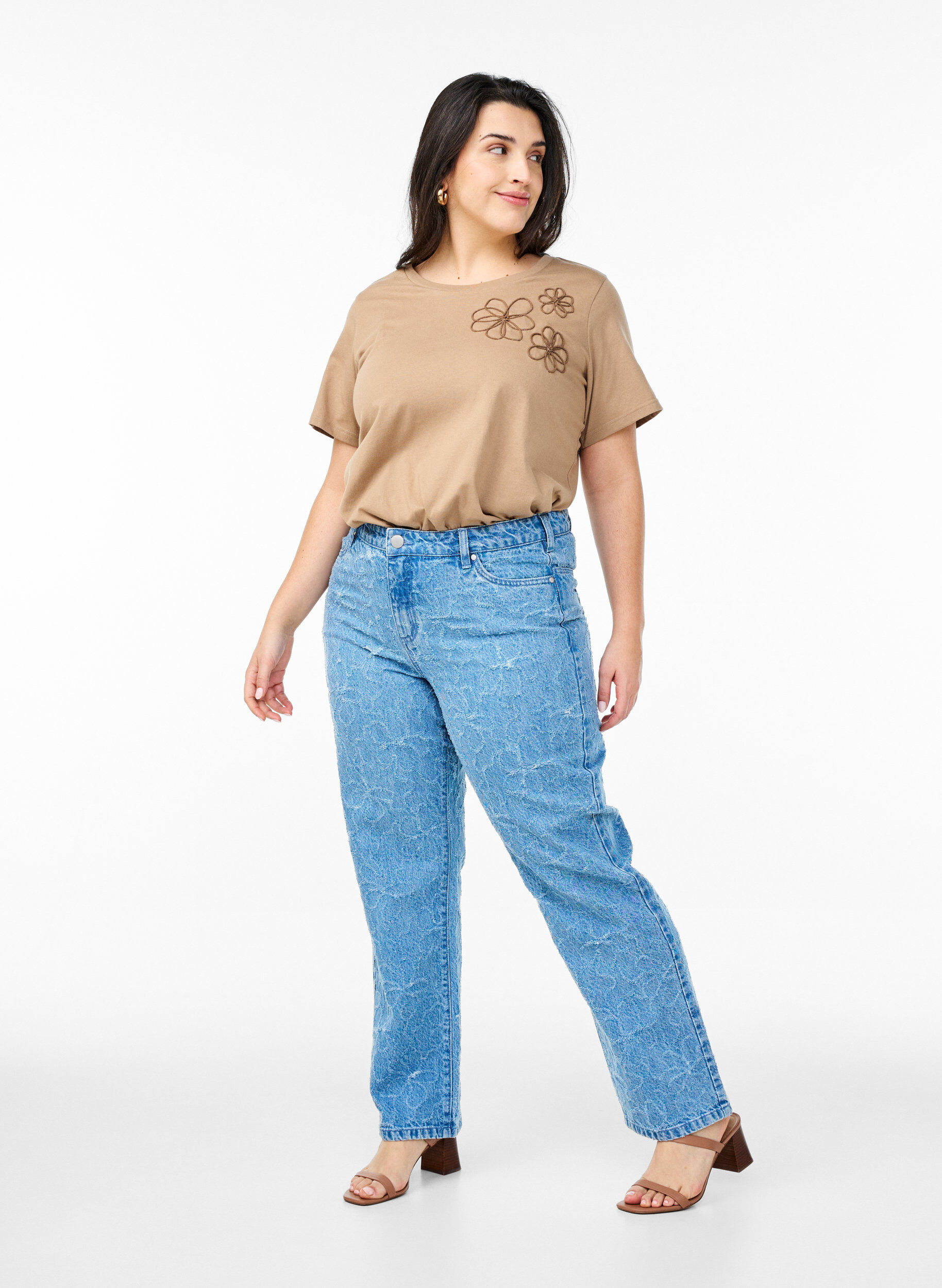 Zizzi Gemma jeans met een hoge taille en bloemenpatroon, Blauw, Model image number 0