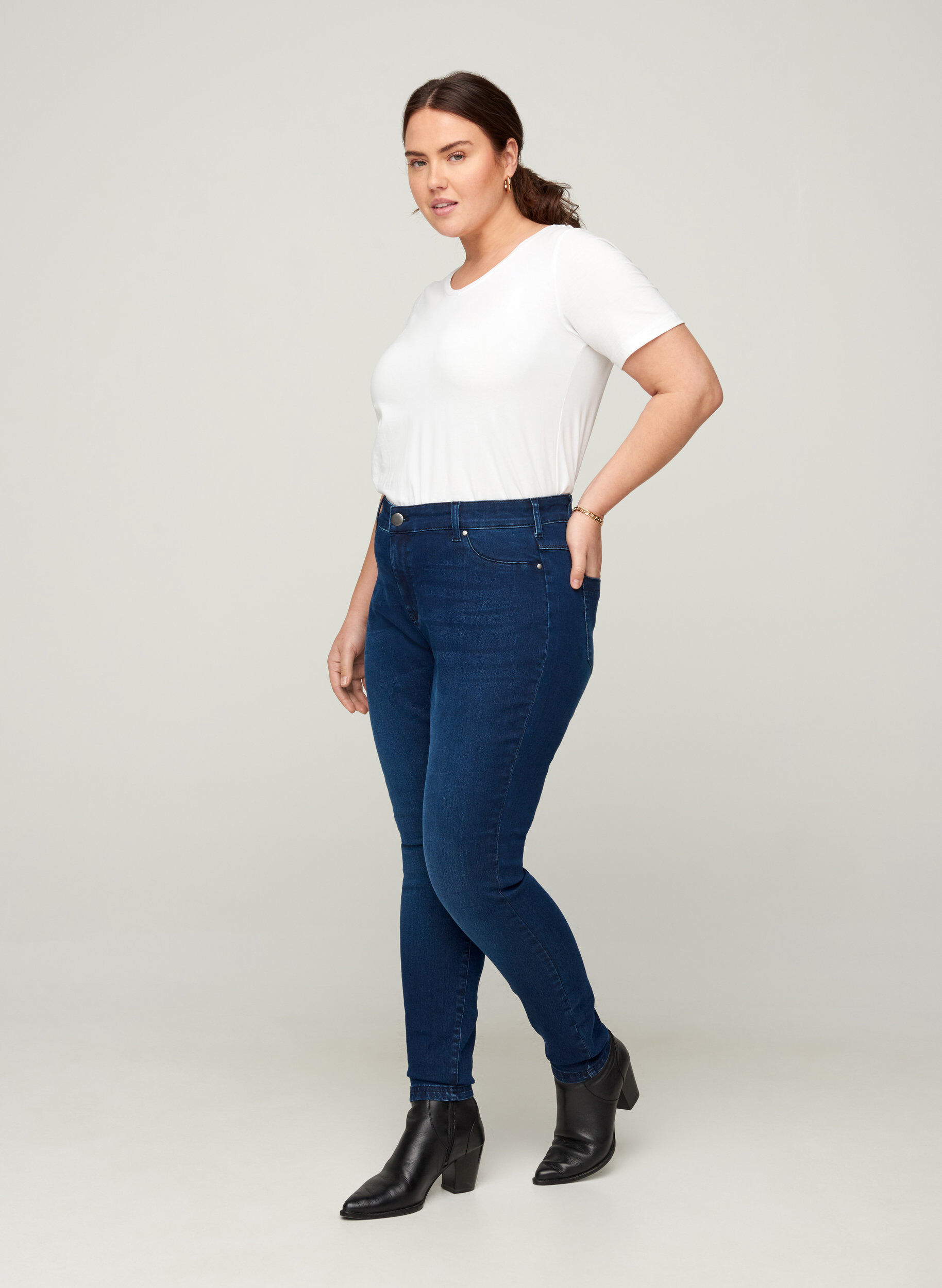 Zizzi Jeggings in katoenmix, Dark blue denim, Model image number 3