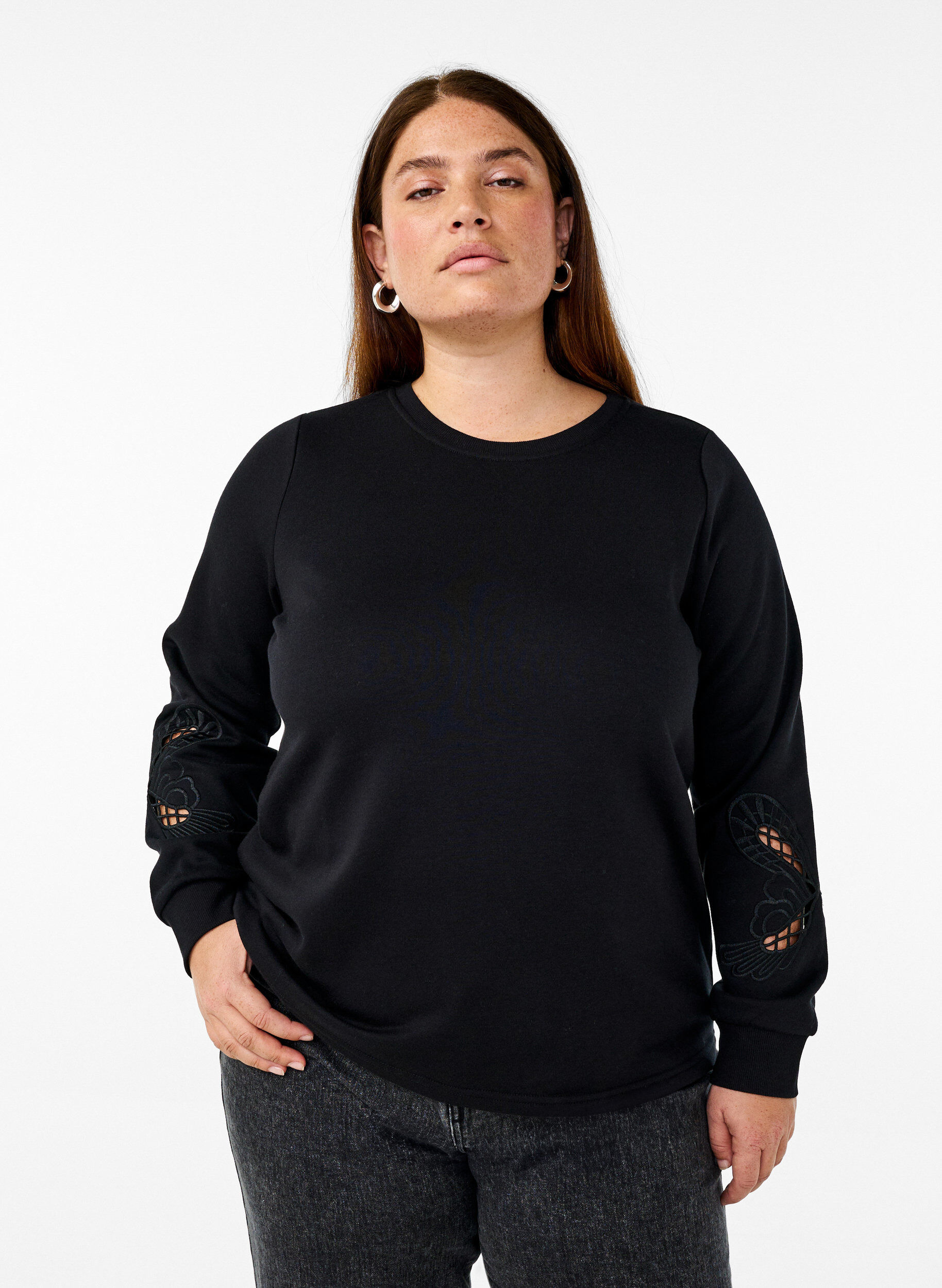 Zizzi Sweatshirt met geborduurde uitsneden, Black, Model image number 0