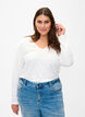 Blouse met V-hals en gaatjespatroon, Off White, Model image number 0