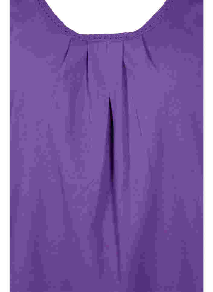 Katoenen top met ronde hals en kanten rand, Ultra Violet, Packshot image number 2