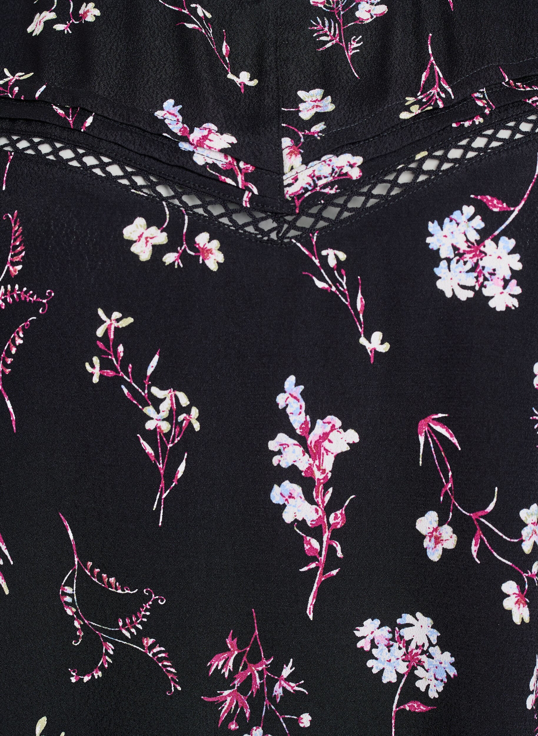 Zizzi Blouse met bloemmotief en korte mouwen, Zwart, Packshot image number 2
