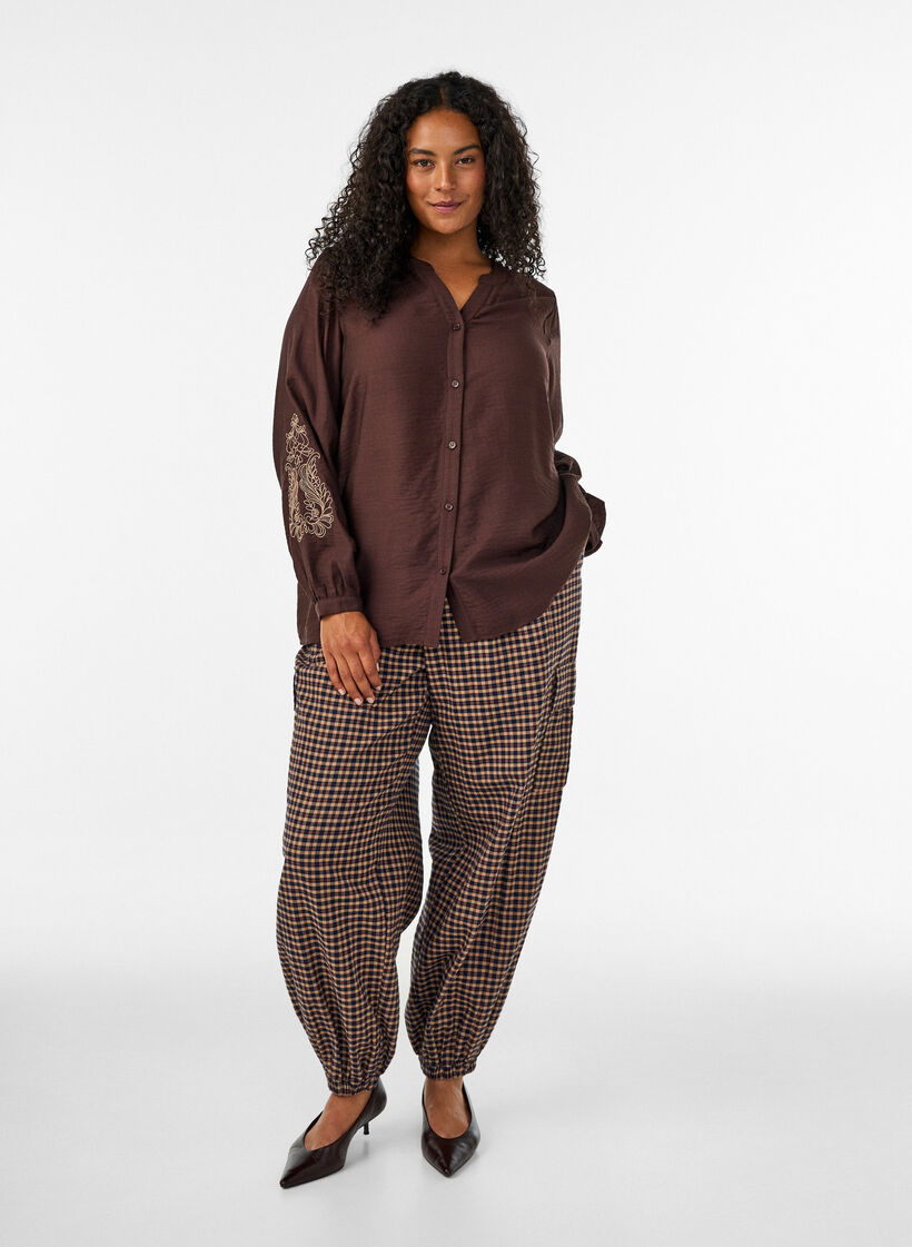 Viscose shirt met geborduurde mouwen, Bruin, Model image number 1