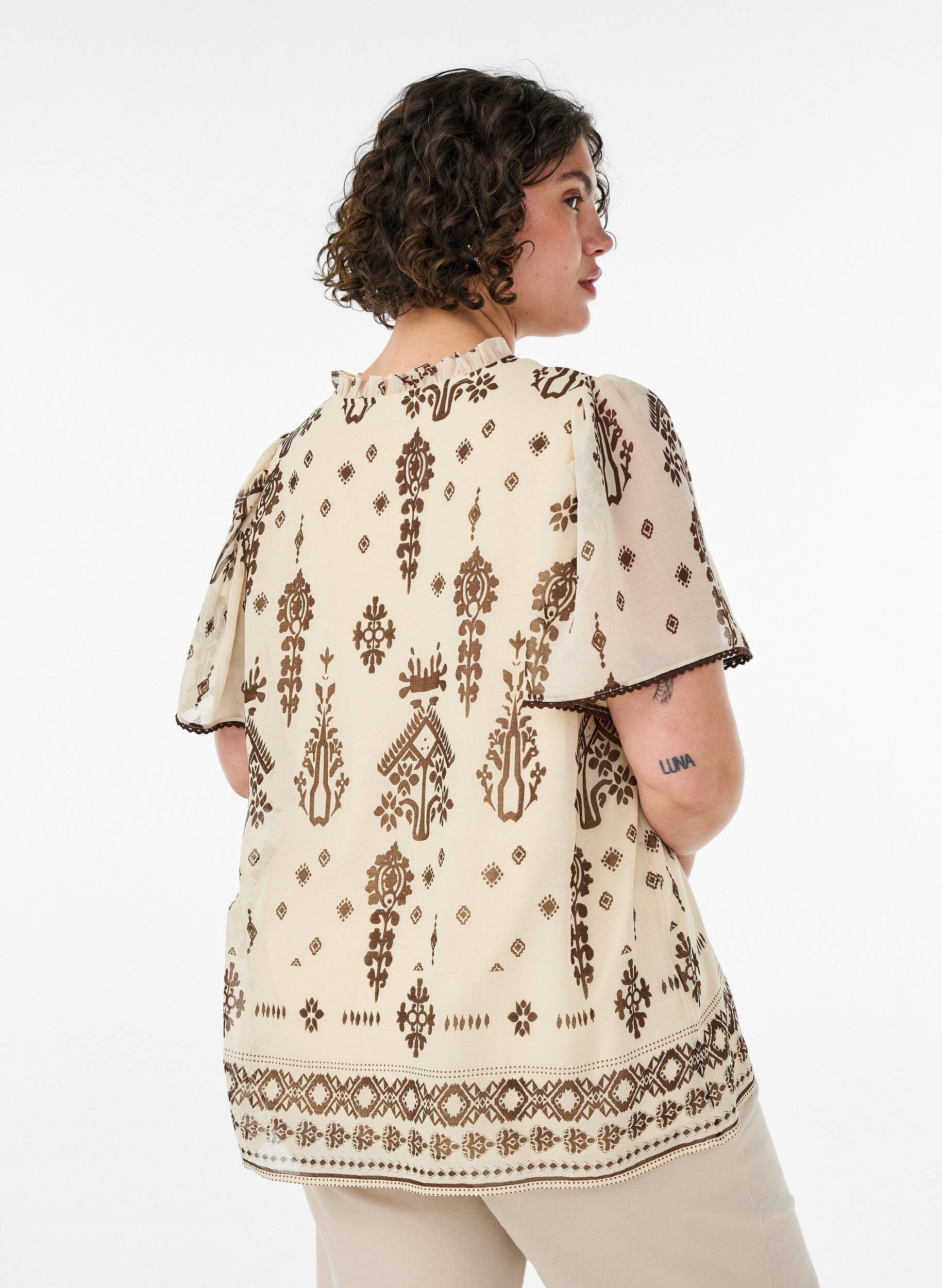 ZizziBlouse met patroon en gehaakte afwerking, Beige, Model image number 2