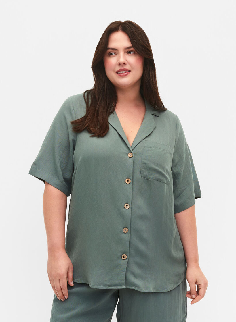 Overhemd van viscose met korte mouwen, Balsam Green, Model image number 0