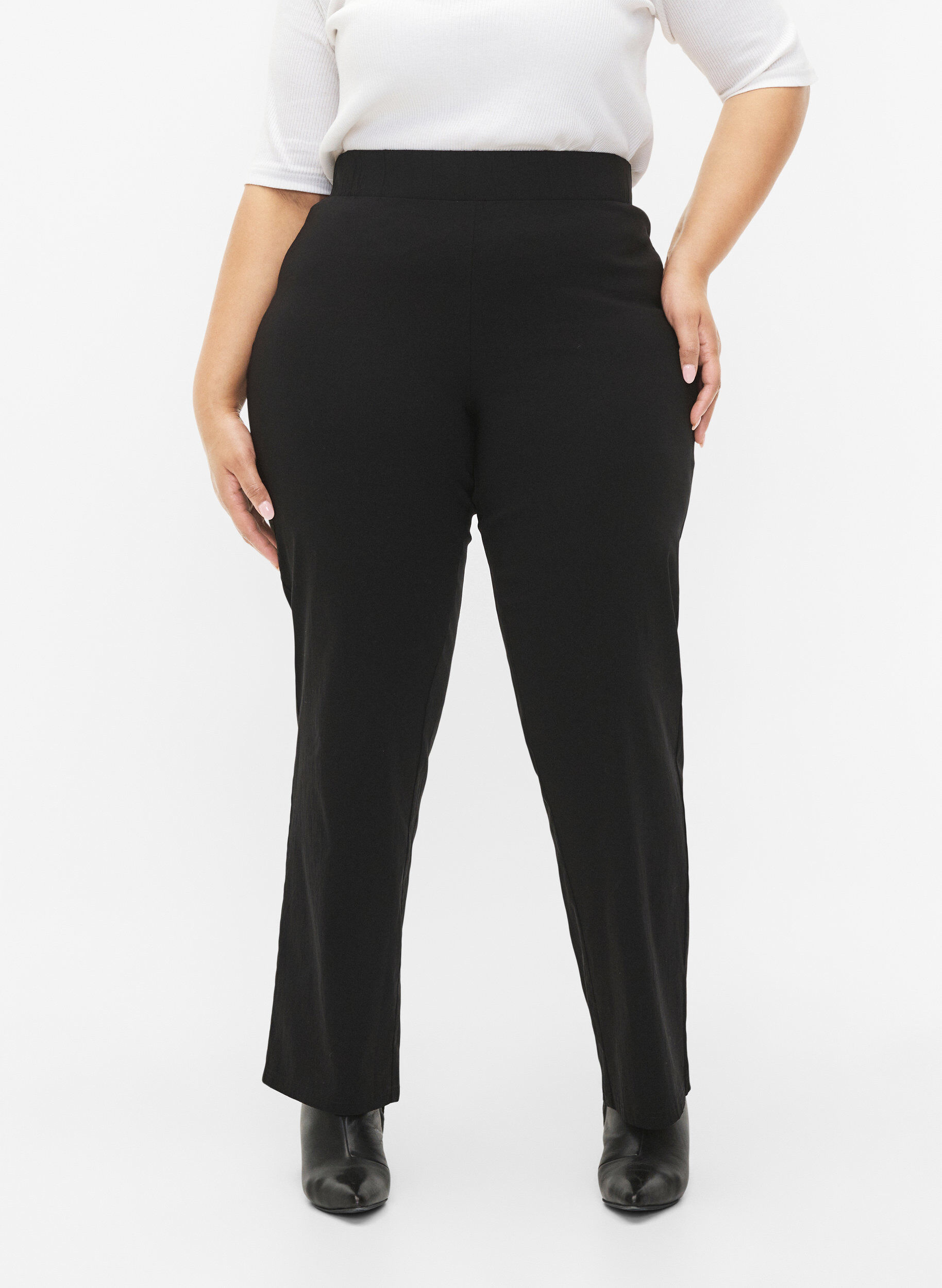 Zizzi Rekbaar broek van viscose, Zwart, Model image number 2