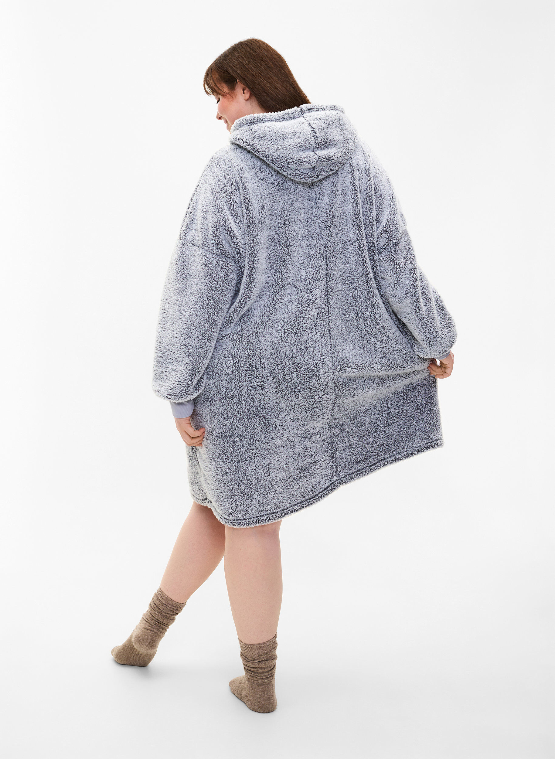 Zizzi Oversized teddy jurk met zak, Grey Melange, Model image number 1