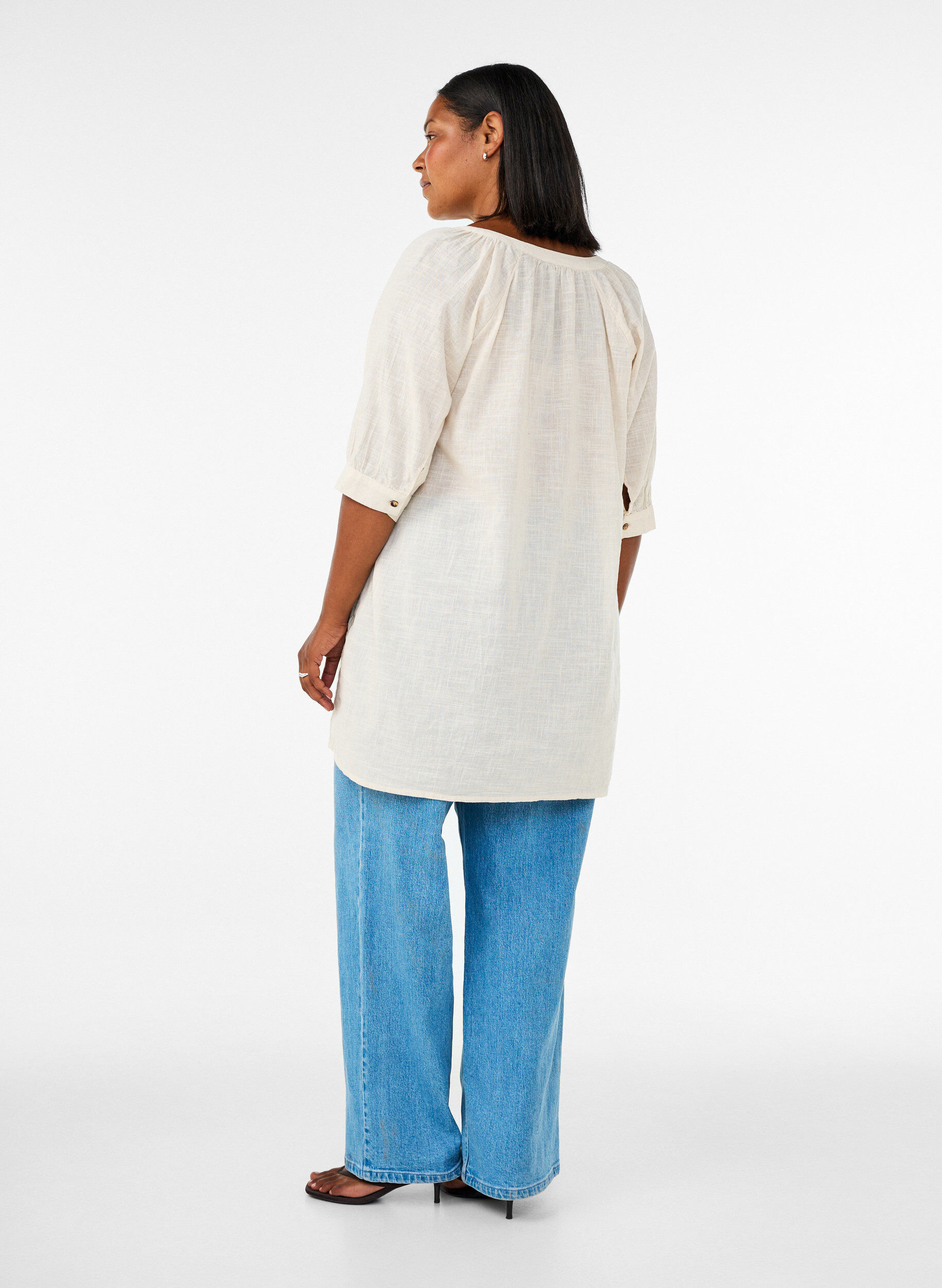 ZizziCotton tunic with V-neck, Vanilla, Model image number 2