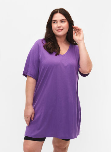 Effen kleur oversized v-hals t-shirt, Deep Lavender, Model image number 0