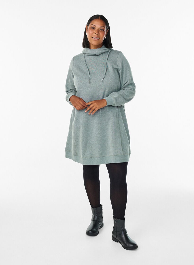 Kort sweatshirt jurk met hoge kraag en zakken, Groen, Model image number 1
