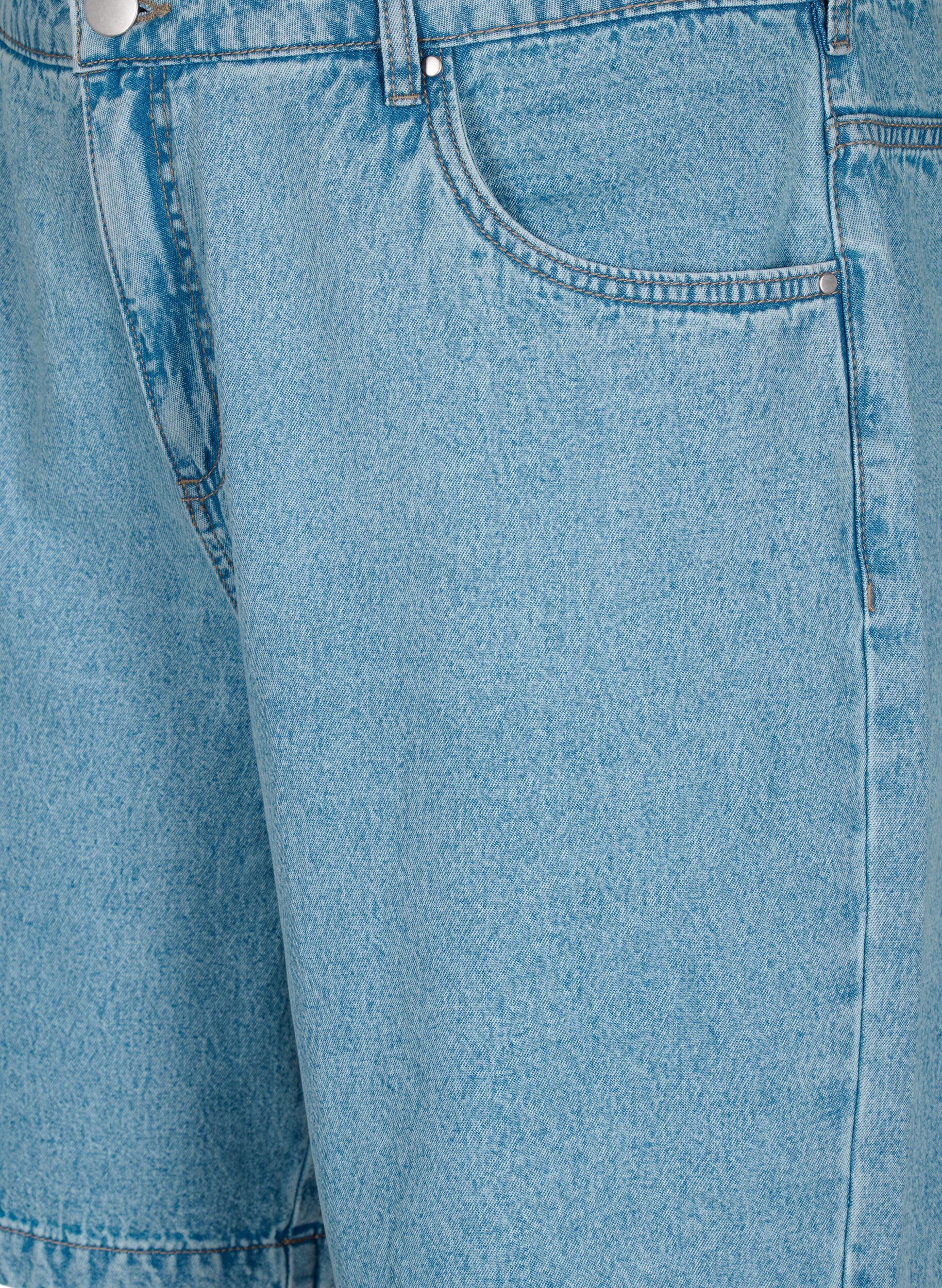 Zizzi Hoge taille korte spijkerbroek, Light Blue Denim, Packshot image number 2