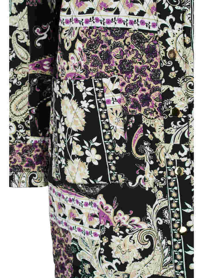Gewatteerde jas met paisleyprint en knoopsluiting, Black Patchwork AOP, Packshot image number 3