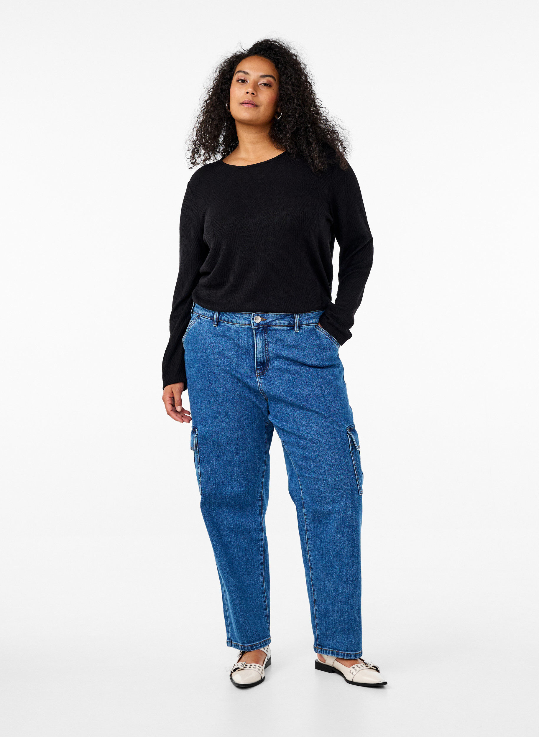 Zizzi Gepatroonde blouse met lange mouwen, Zwart, Model image number 1