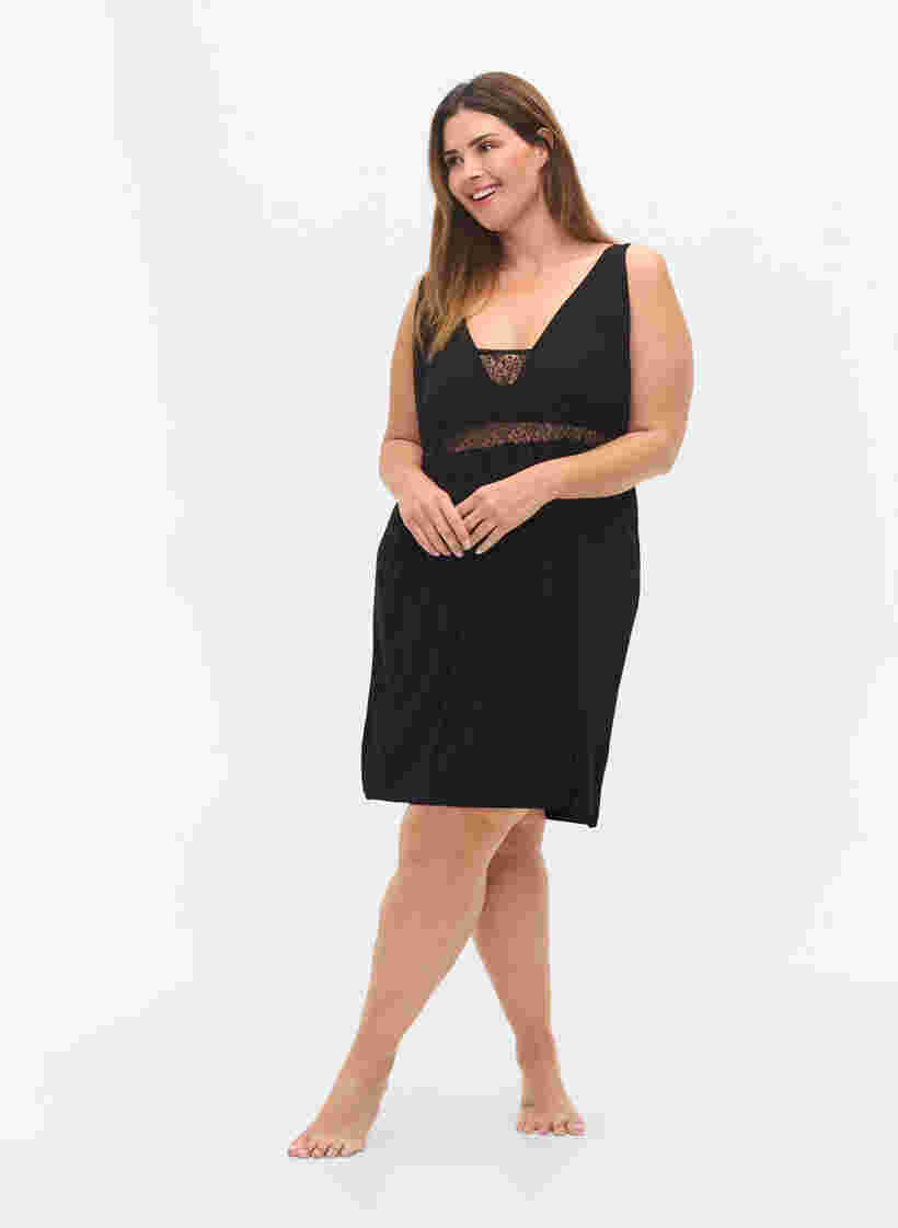 Viscose pyjama jurk met kanten details, Black, Model image number 3