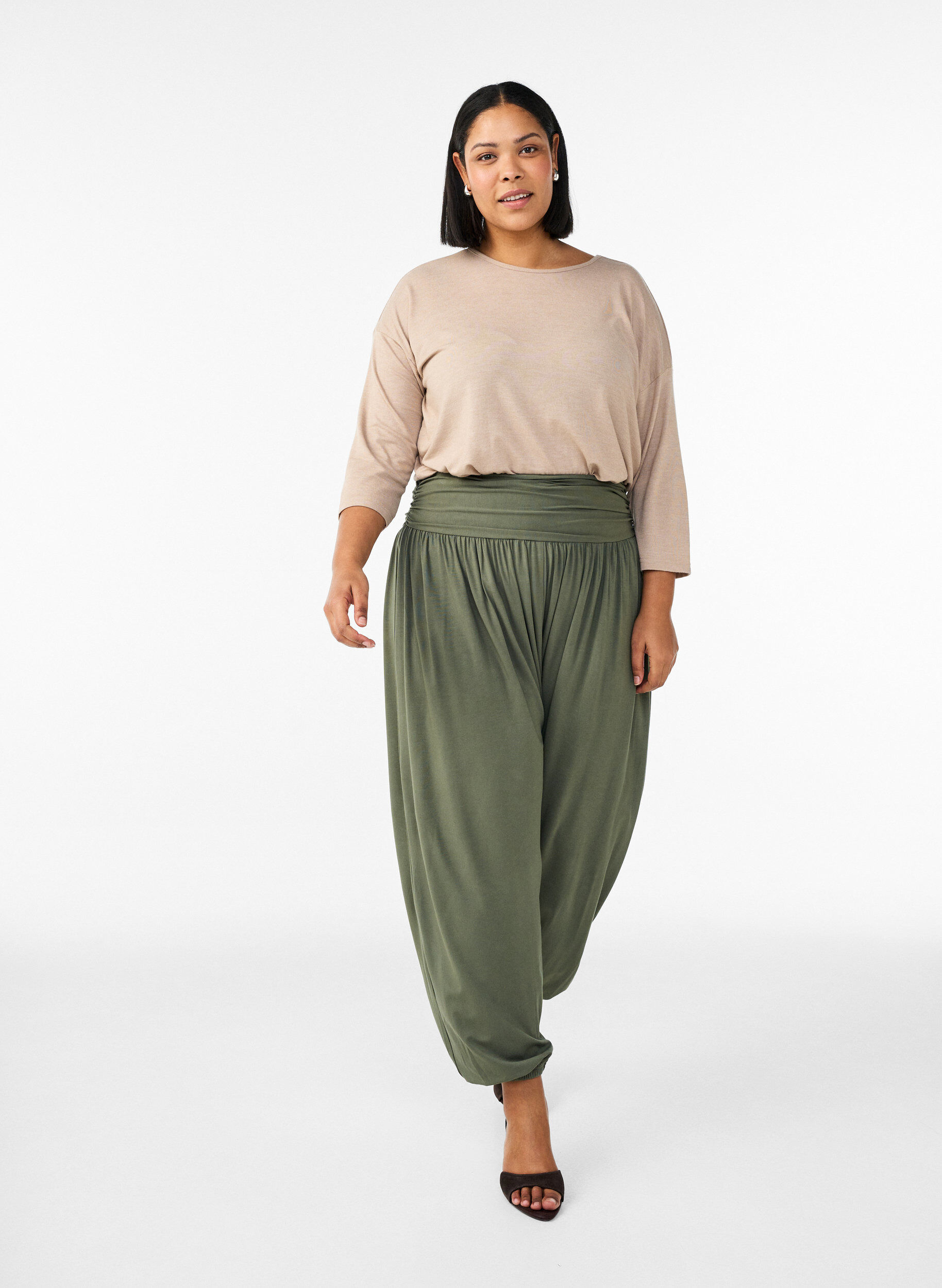 Zizzi Jersey blouse met 3/4 mouwen, Beige, Model image number 1