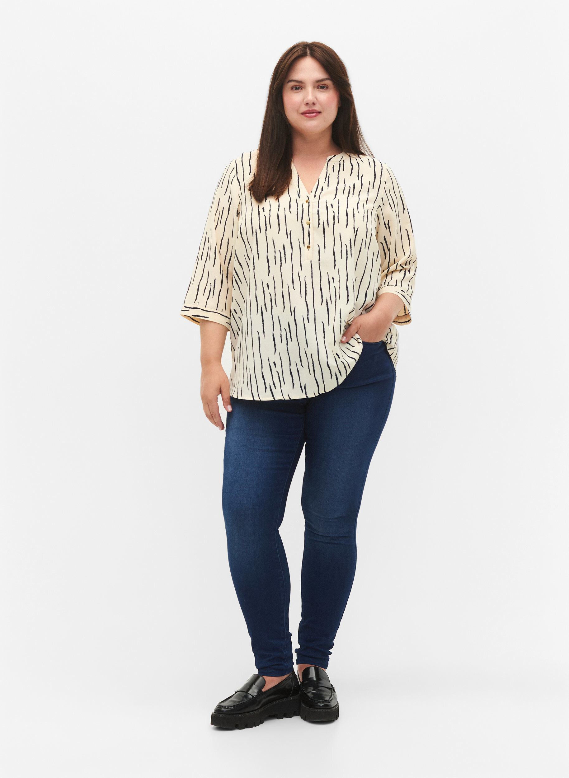 Zizzi Blouse met print en 3/4 mouw, Off White Stripe, Model image number 2