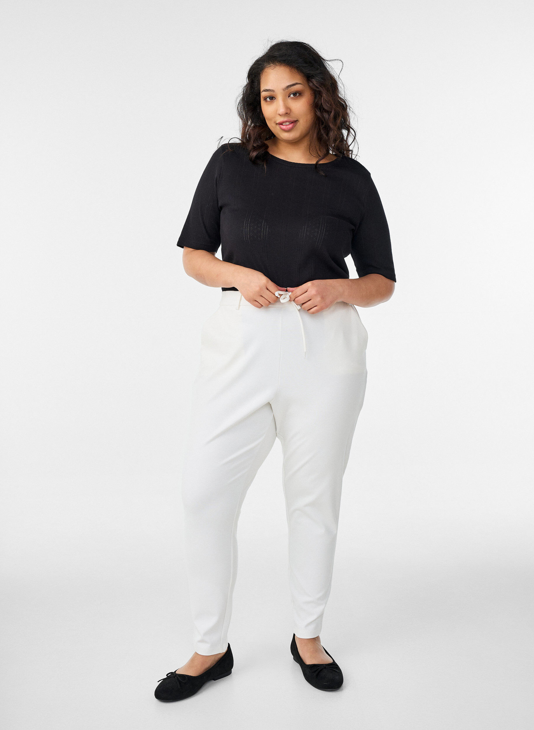 Cropped Maddison broek, Wit, Model