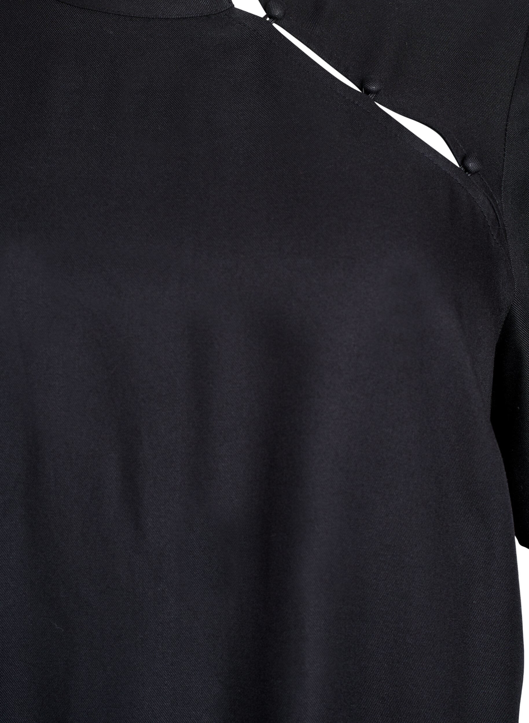 Zizzi Blouse met korte mouwen en diagonale knoopsluiting, Zwart, Packshot image number 2