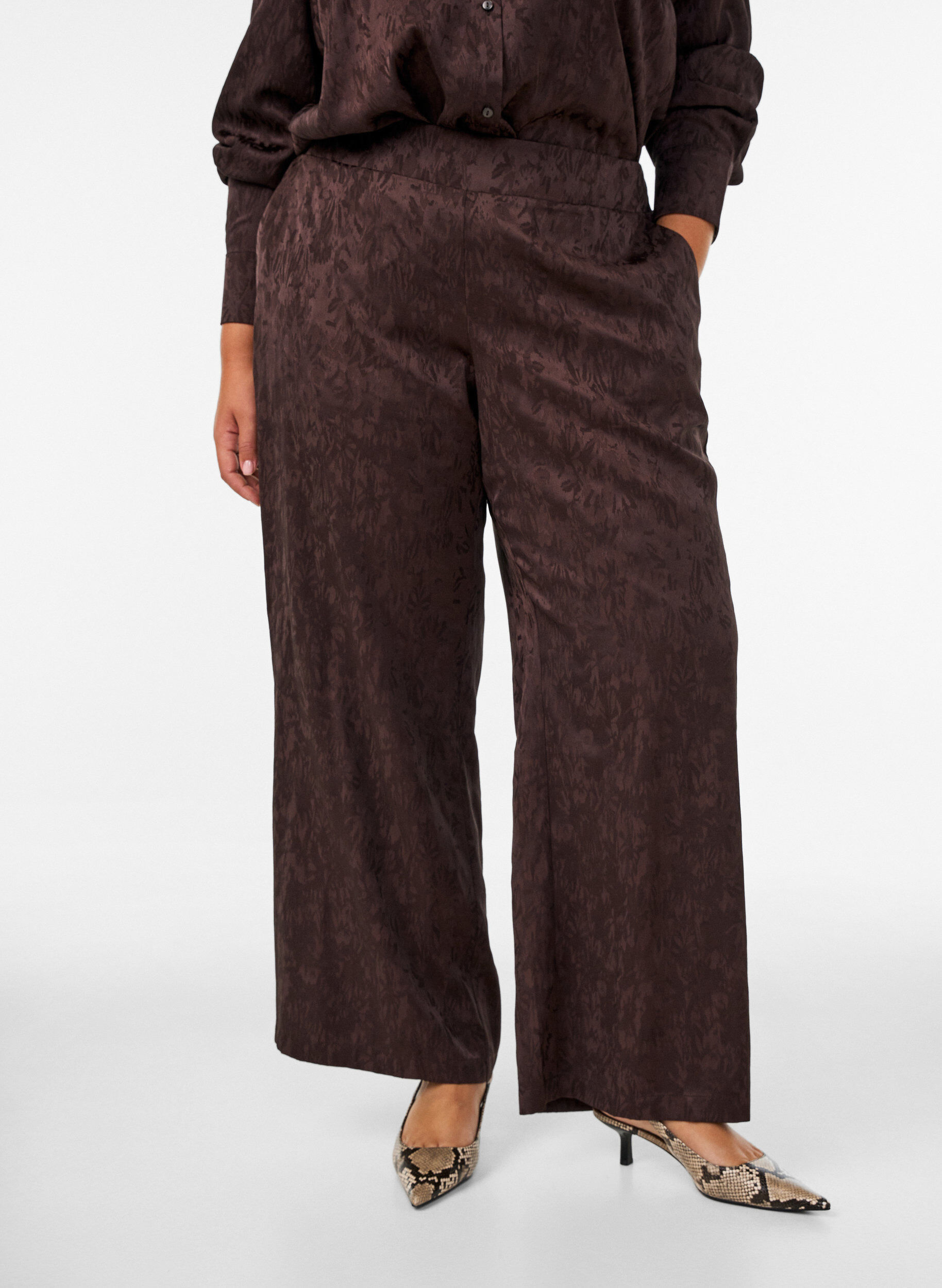 ZizziLosse broek met paisleypatroon en hoge taille, Bruin, Model image number 2