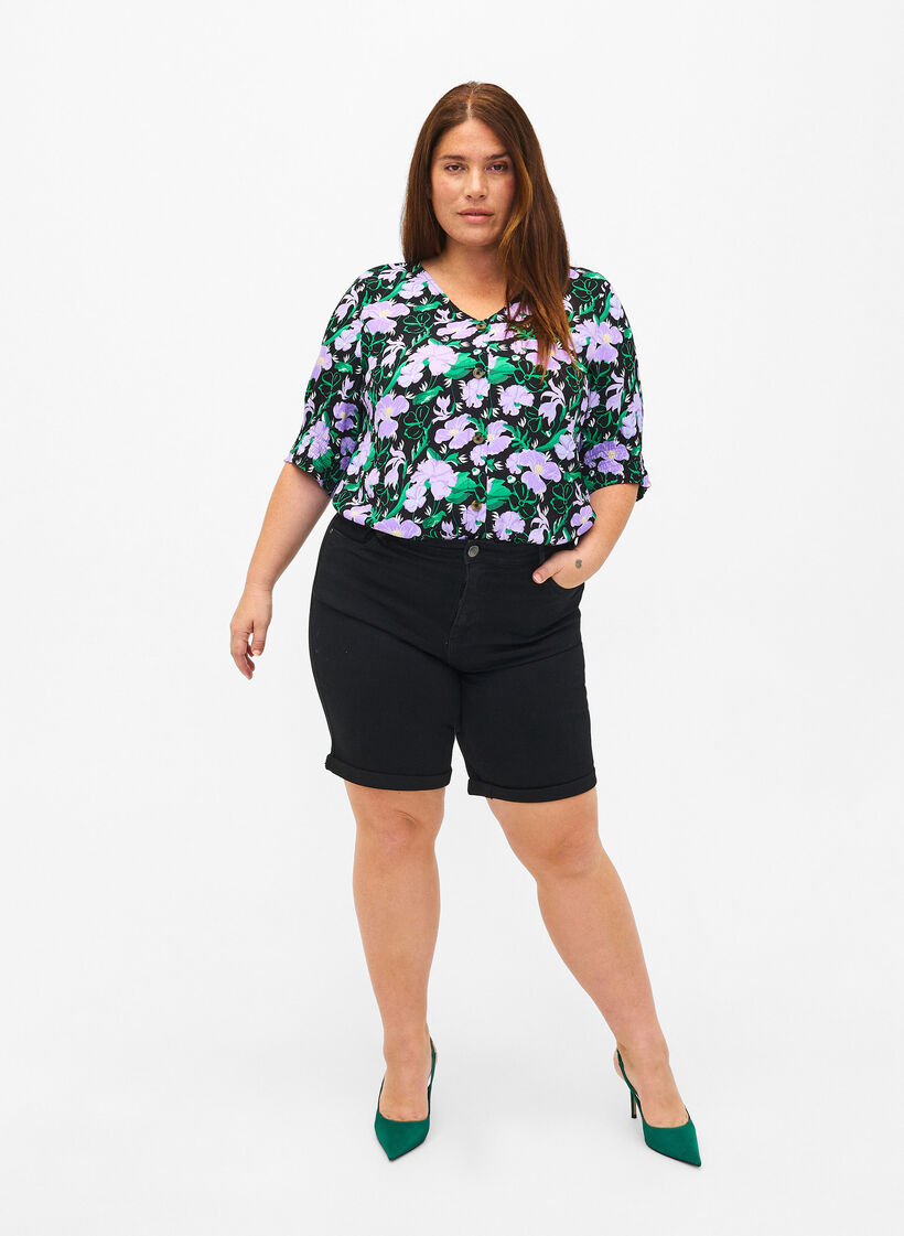 Viscose blouse met knopen, Black Small Flower, Model image number 2