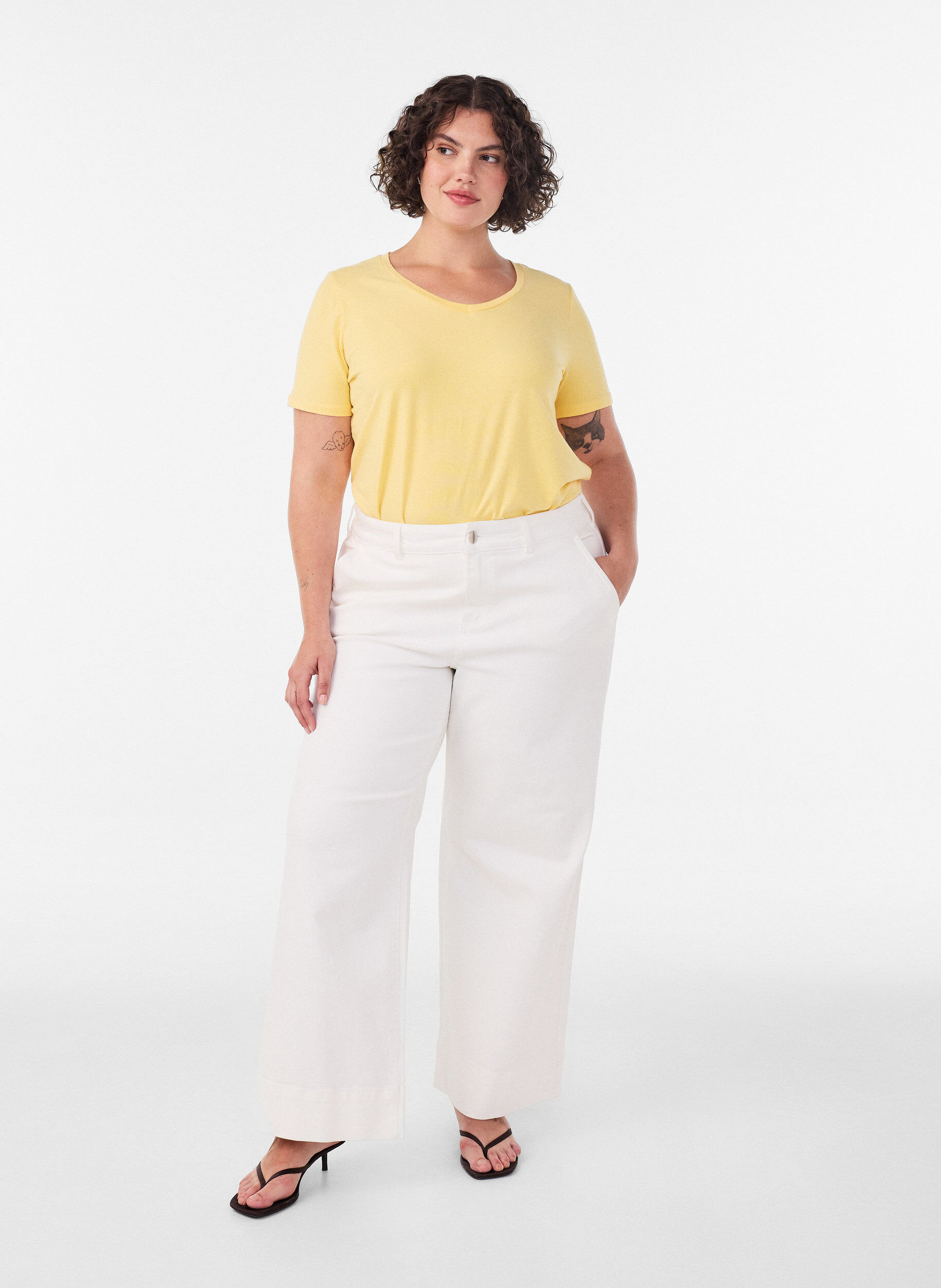 ZizziBasic t-shirt in effen kleur met katoen, Geel, Model image number 1