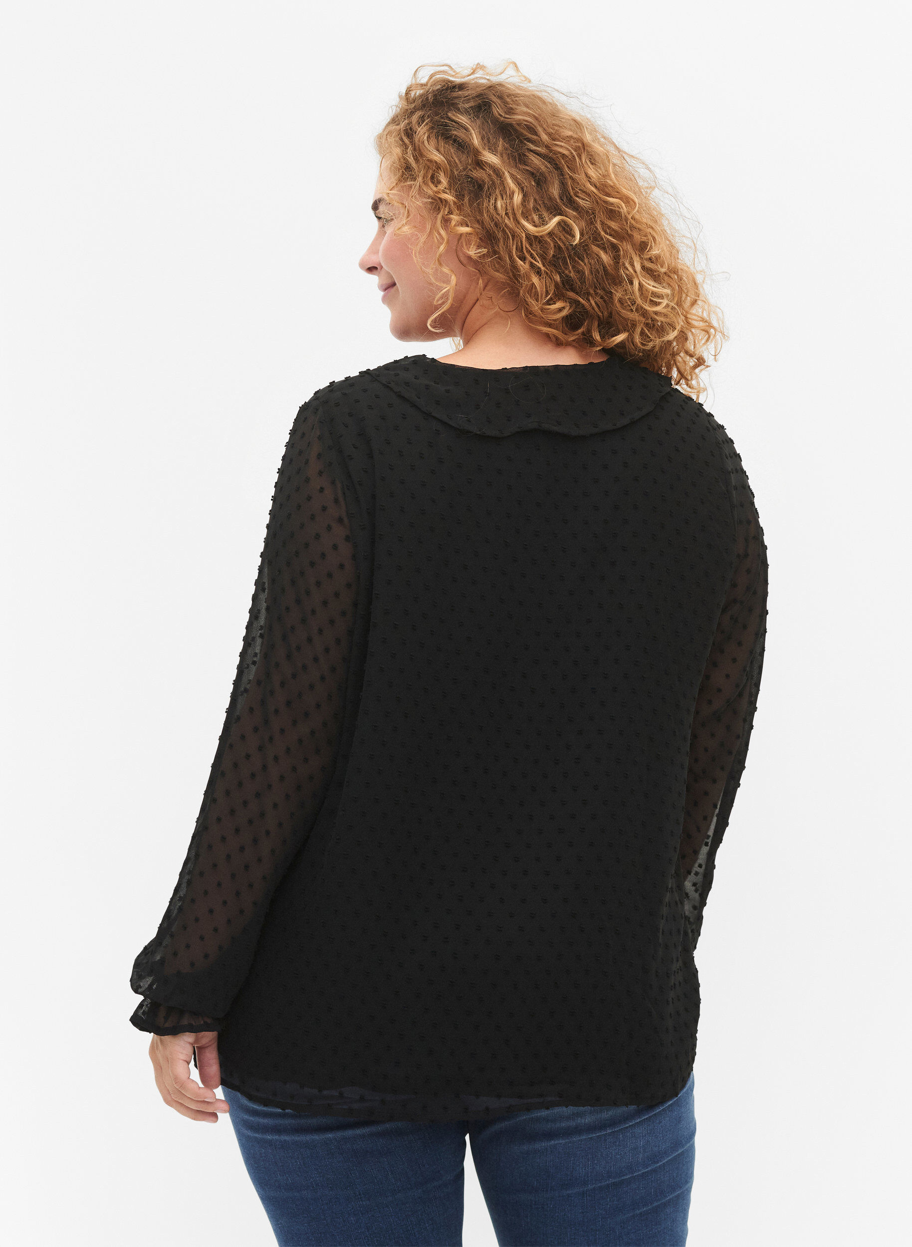 Zizzi Blouse met ruches en gestippelde structuur, Black, Model image number 1
