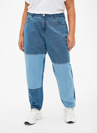 Mille mom fit-jeans met colorblock en hoge taille, Light Blue Denim, Model image number 2