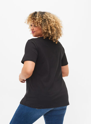 Basic t-shirt in effen kleur met katoen, Black, Model image number 1