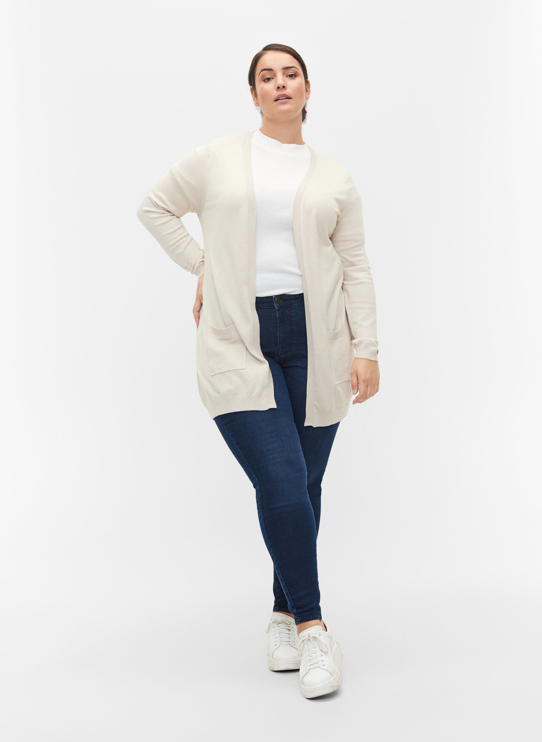 ZizziLang gebreid vest in viscosemix, Beige, Model image number 1