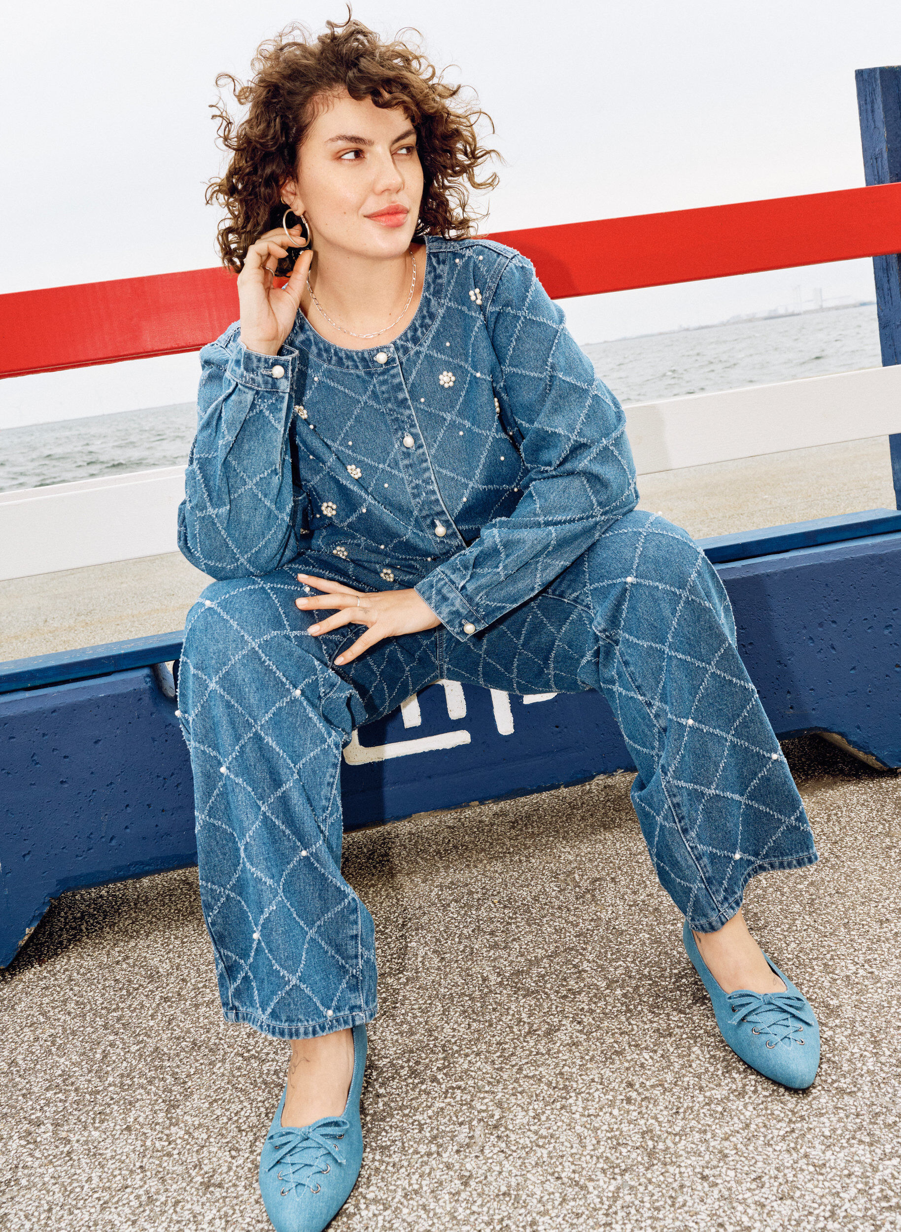 Kiana jeans met een hoge taille en distressed patroon