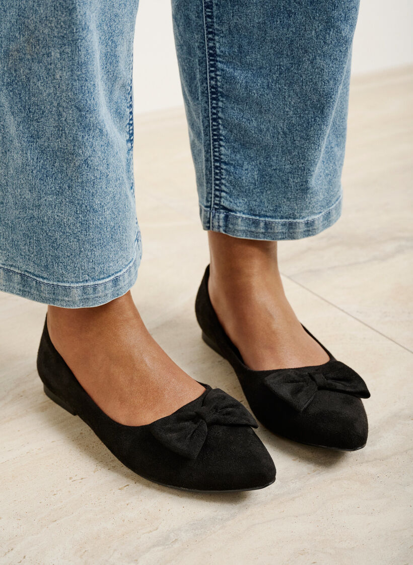 Ballerina met brede pasvorm en strik, Zwart, Image image number 0