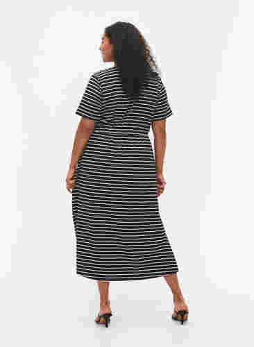 Gestreepte katoenen midi-jurk met korte mouwen, Black Stripe, Model image number 1