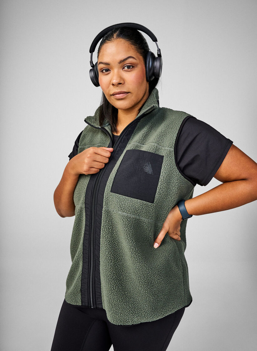 Sportieve teddy bodywarmer met zakken, Thyme, Image image number 0