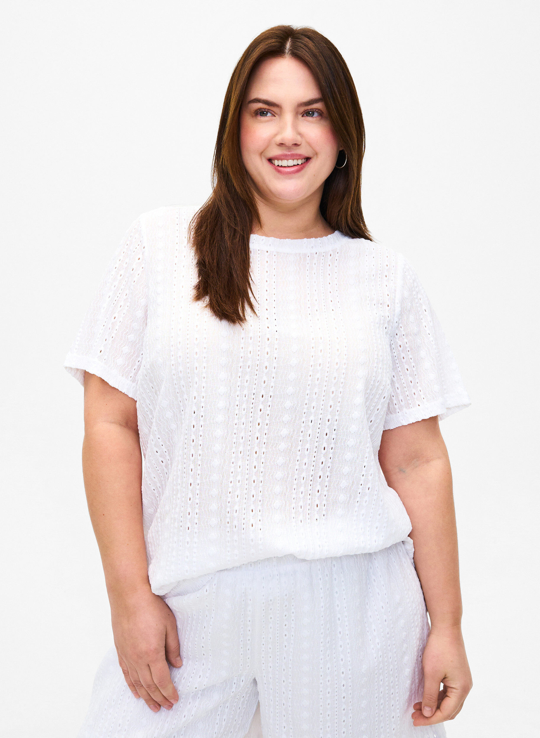 Zizzi Blouse met korte mouwen en getextureerd patroon, Bright White, Model image number 0