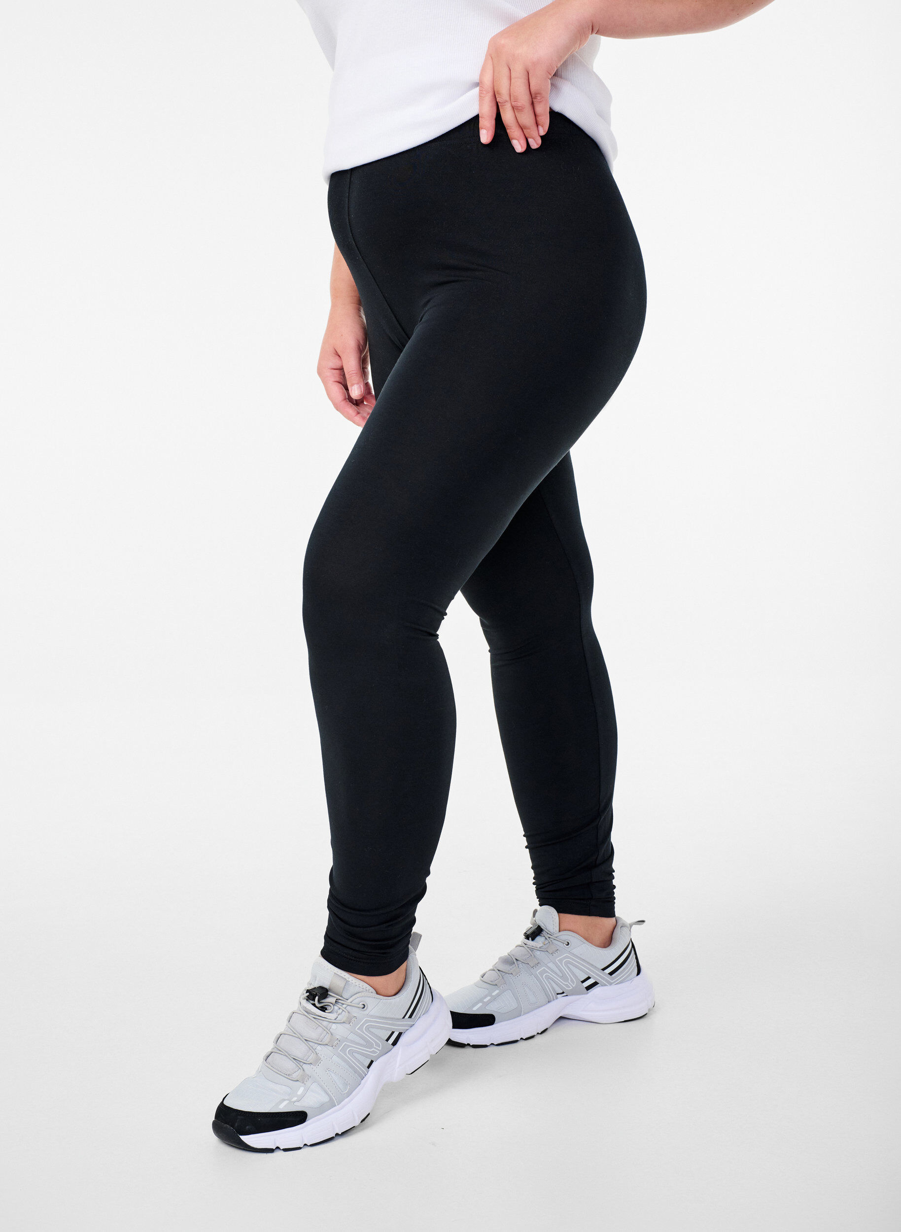 Basisleggings met extra lengte, Zwart, Model