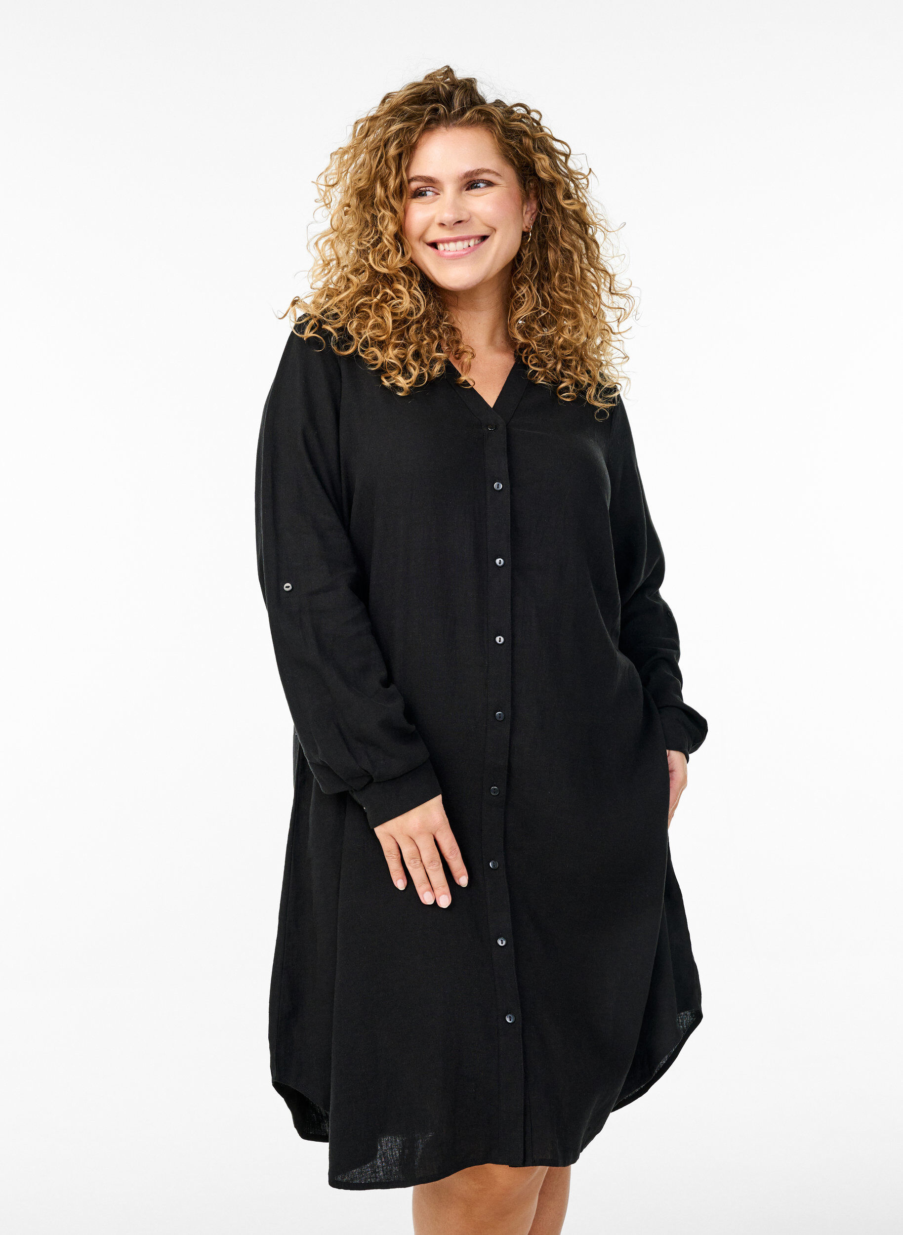 Zizzi Lange shirt in linnen en viscose, Zwart, Model image number 0