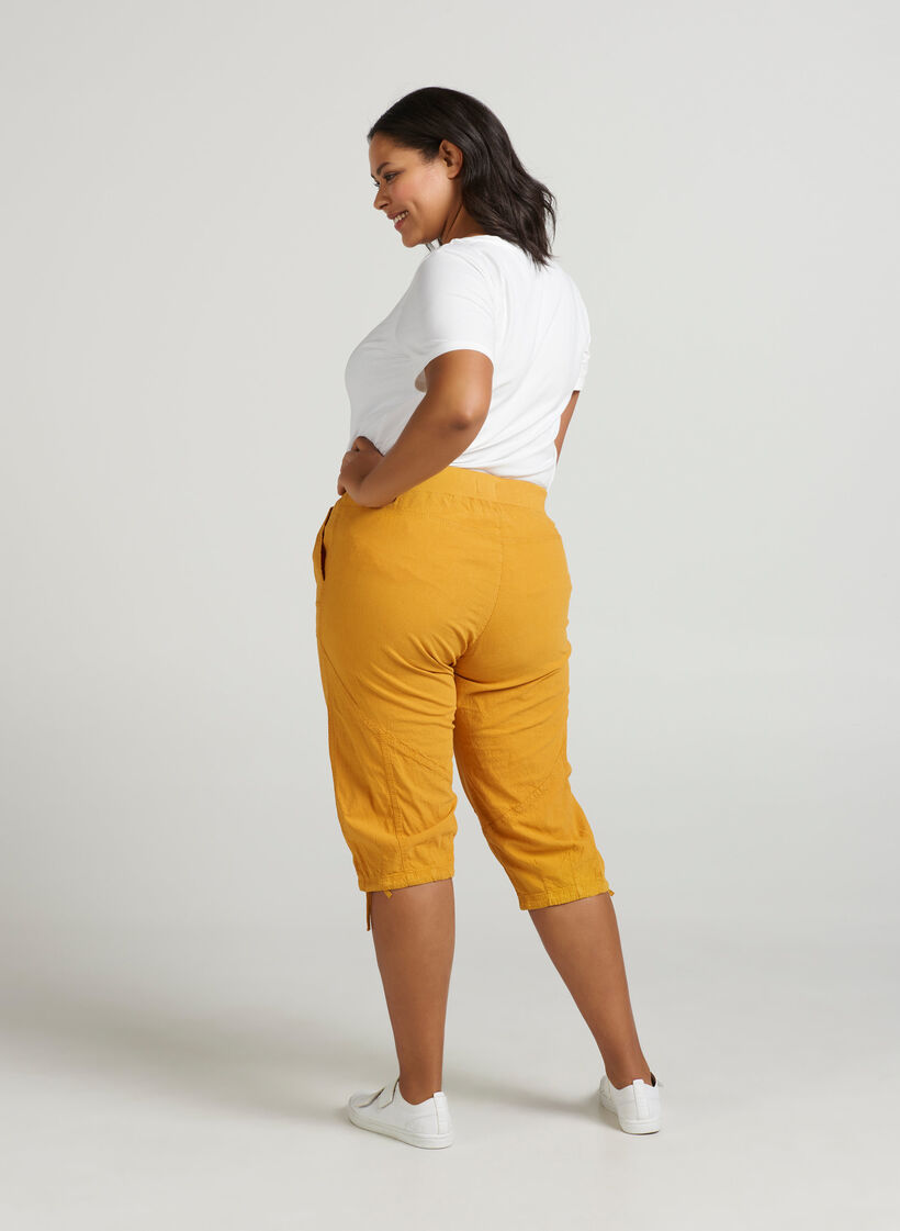 Korte broek, Golden Yellow, Model image number 0