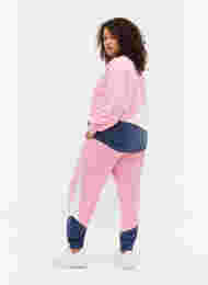 Sweatshirt met colour-block, C. Pink C. Blocking, Model