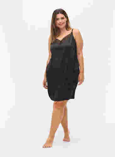 Pyjama jurk met kanten details, Black, Model image number 3