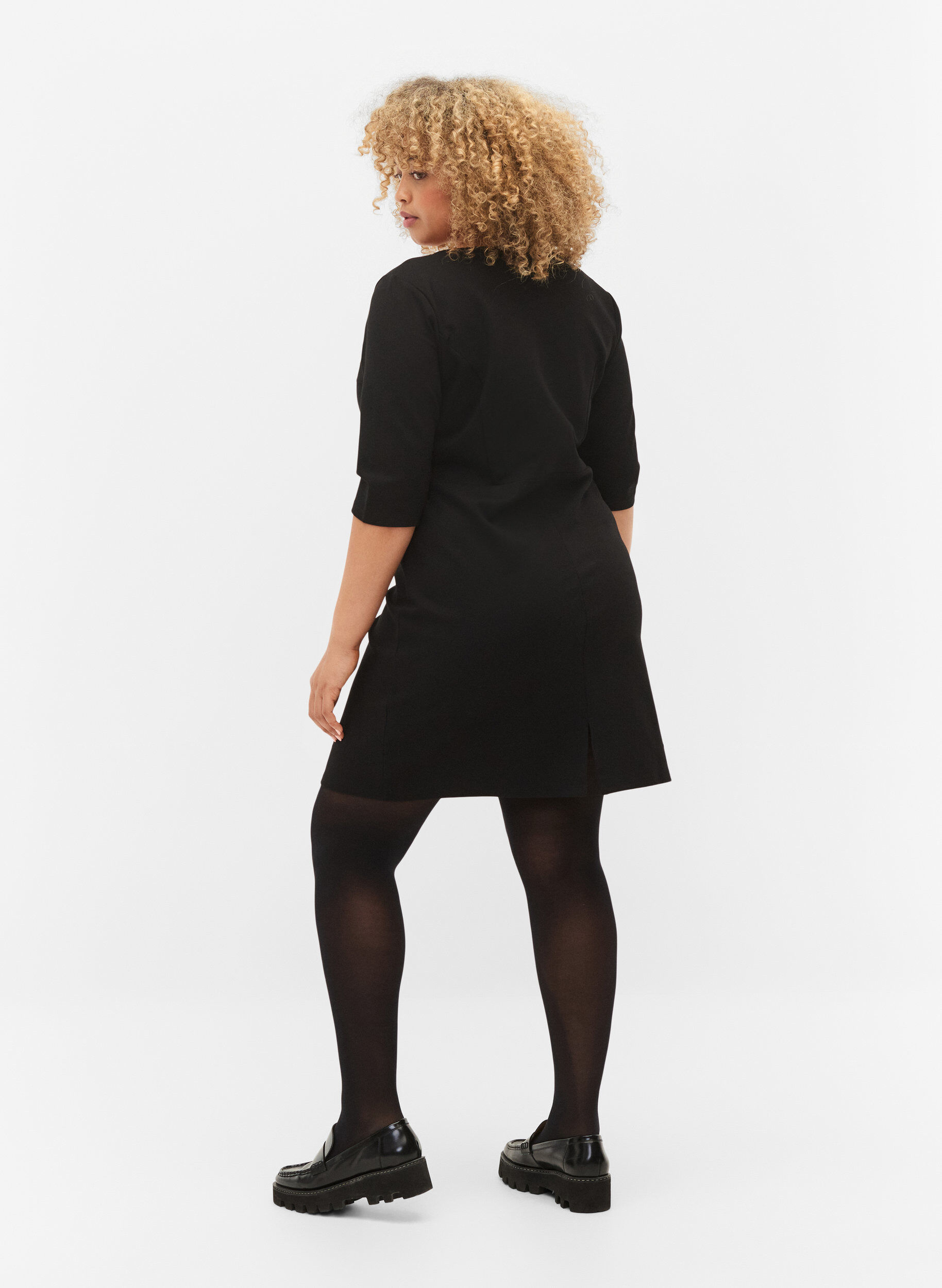 Zizzi Effen jurk met 3/4-mouwen en split, Black, Model image number 1