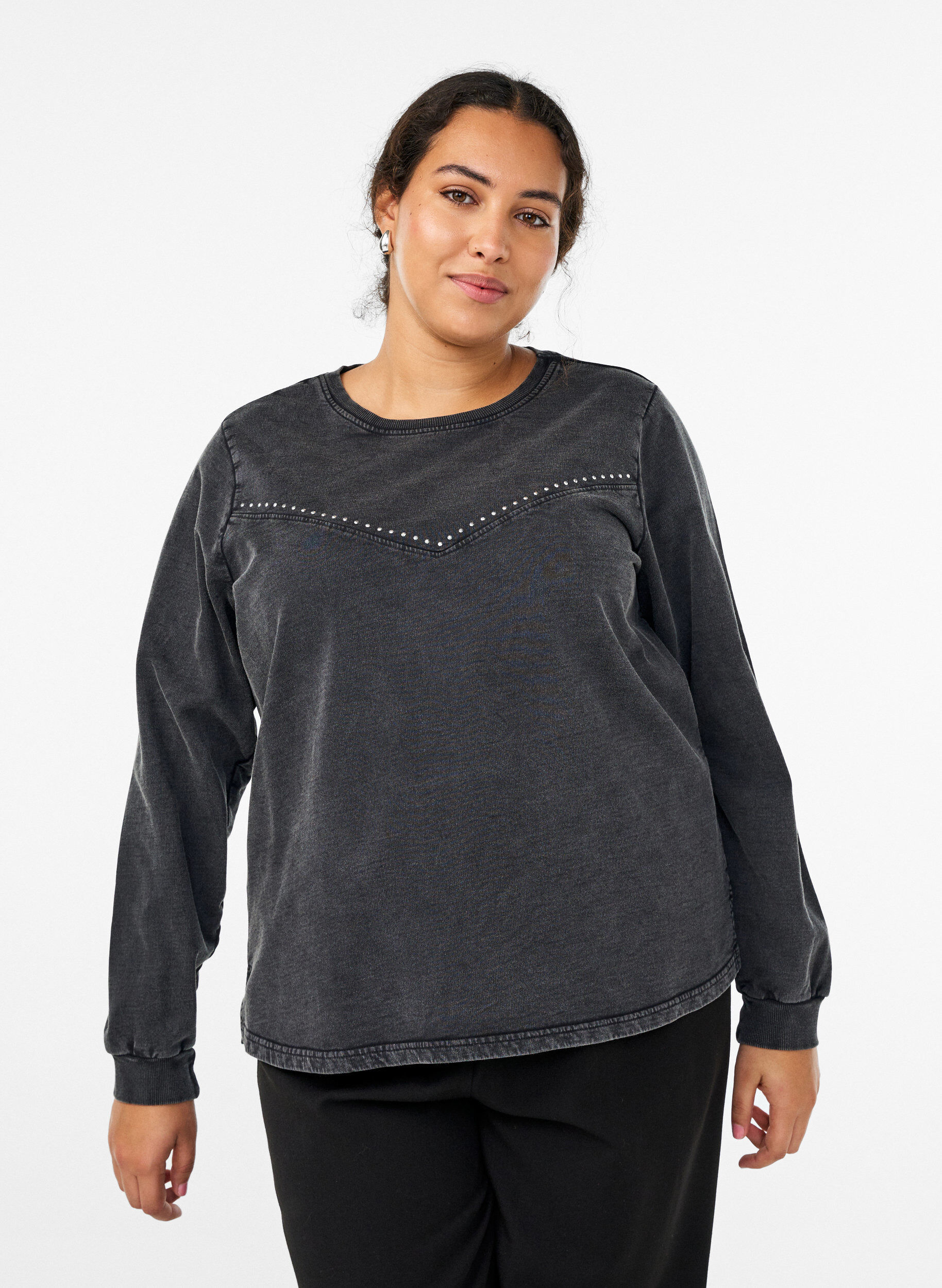 Zizzi Sweatshirt met rhinestones en gewassen effect, Grijs, Model image number 0