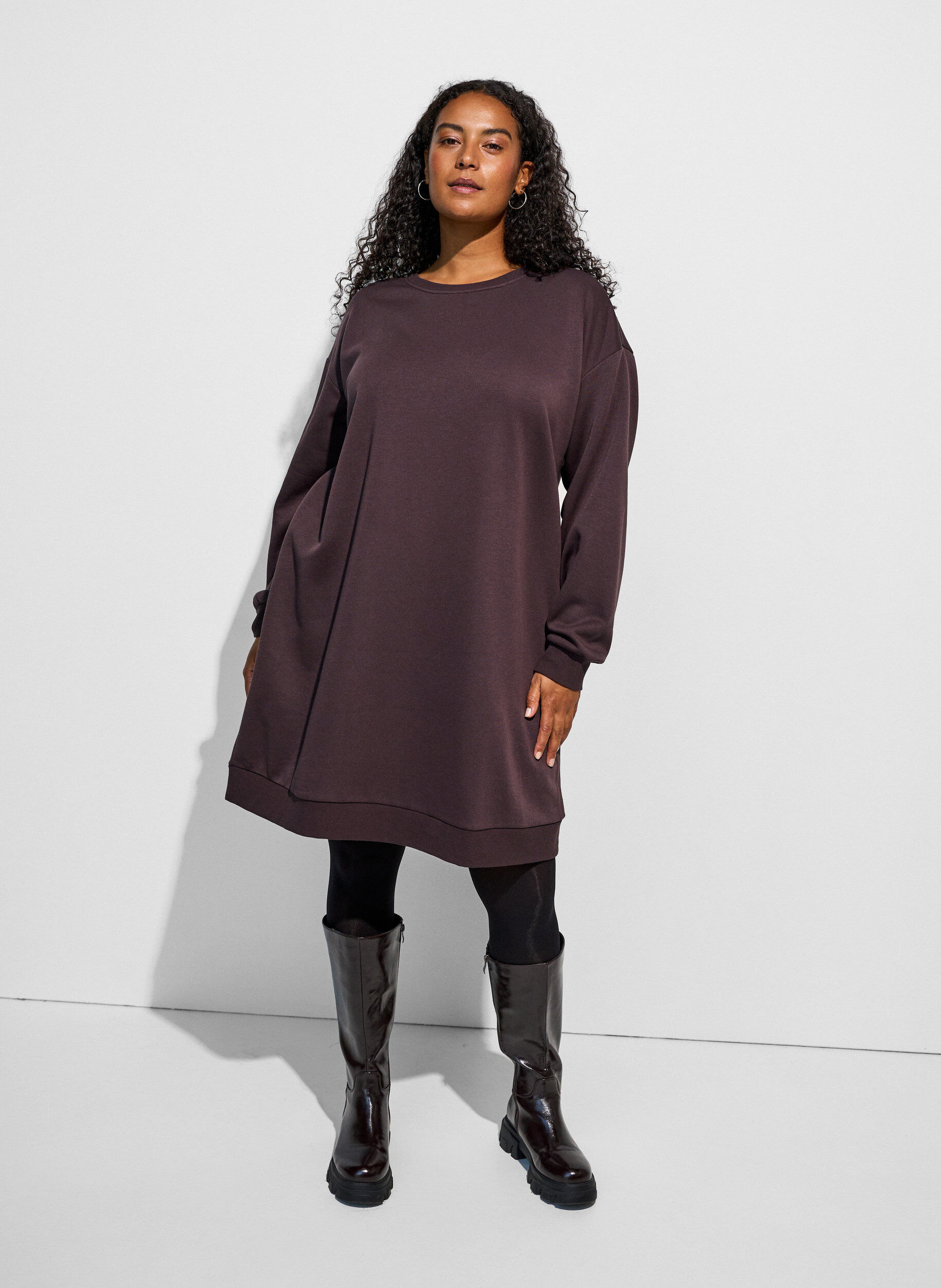 ZizziLosse sweatshirtjurk met zakken, Bruin, Model image number 1