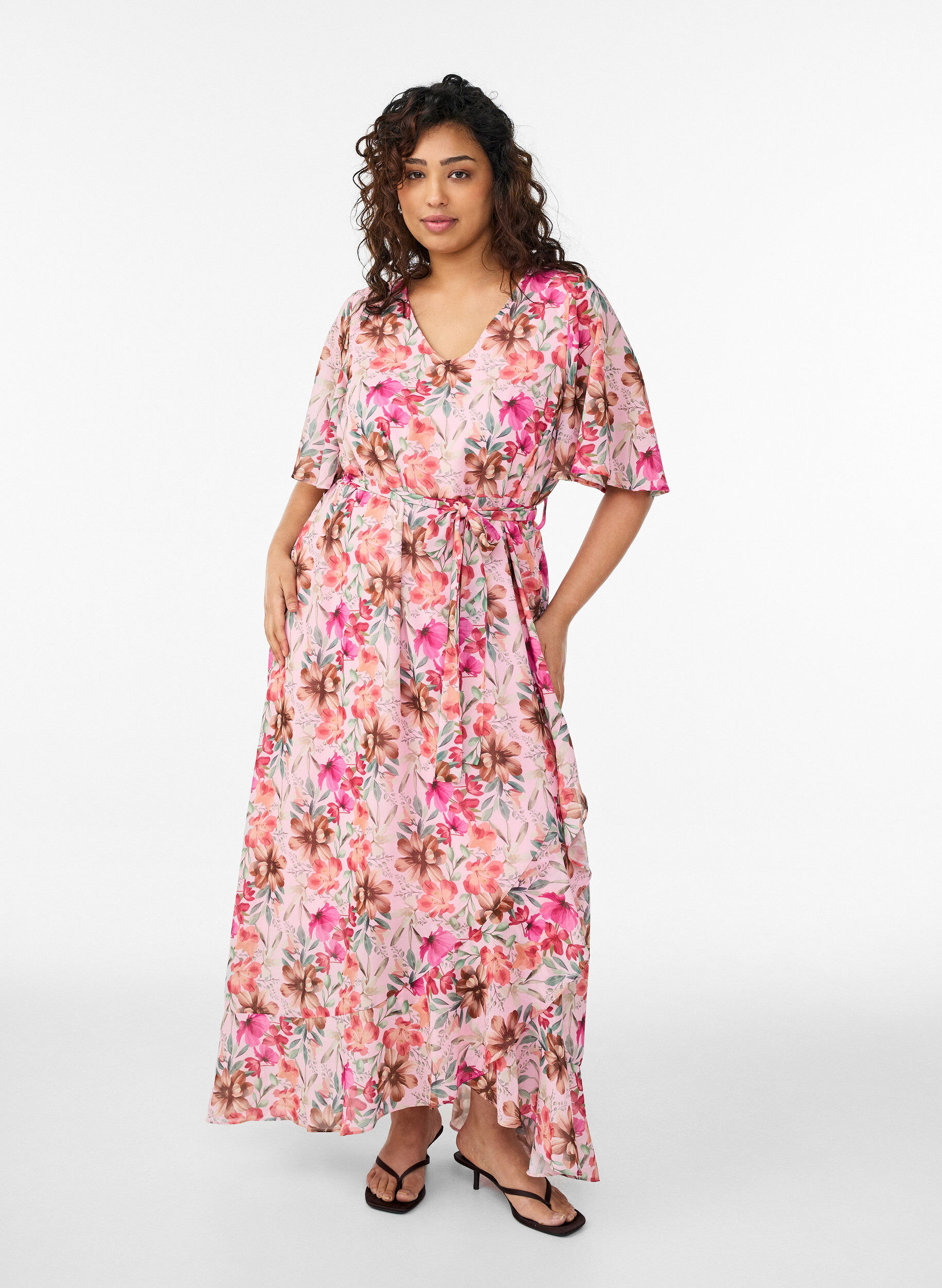 Zizzi Chiffon maxi-jurk met een V-hals en ruches aan de zoom, Roze, Model image number 0