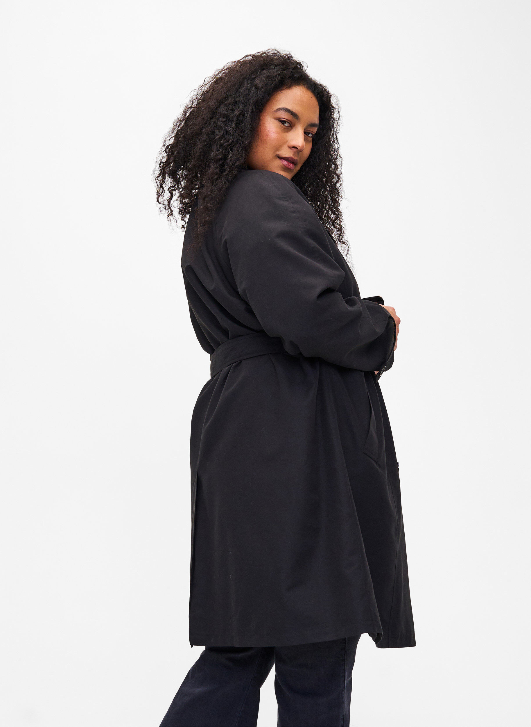Zizzi Trenchcoat met riem en split, Black, Model image number 2
